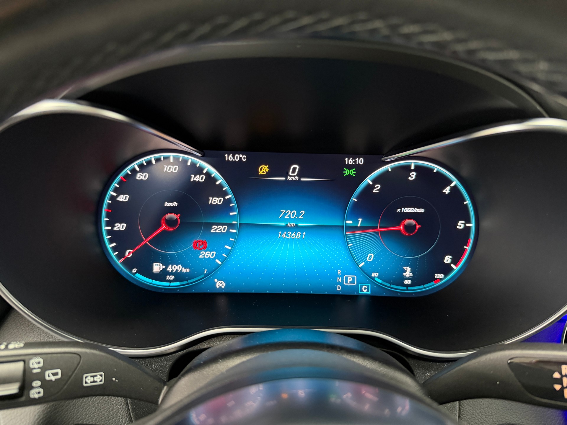 MERCEDES-BENZ GLC 300 d AMG Line Selenitgrey 245PS 4Matic 9G-Tronic / Panoramadach / 360° Kamera / Head-Up / Keyless Go /-image-14