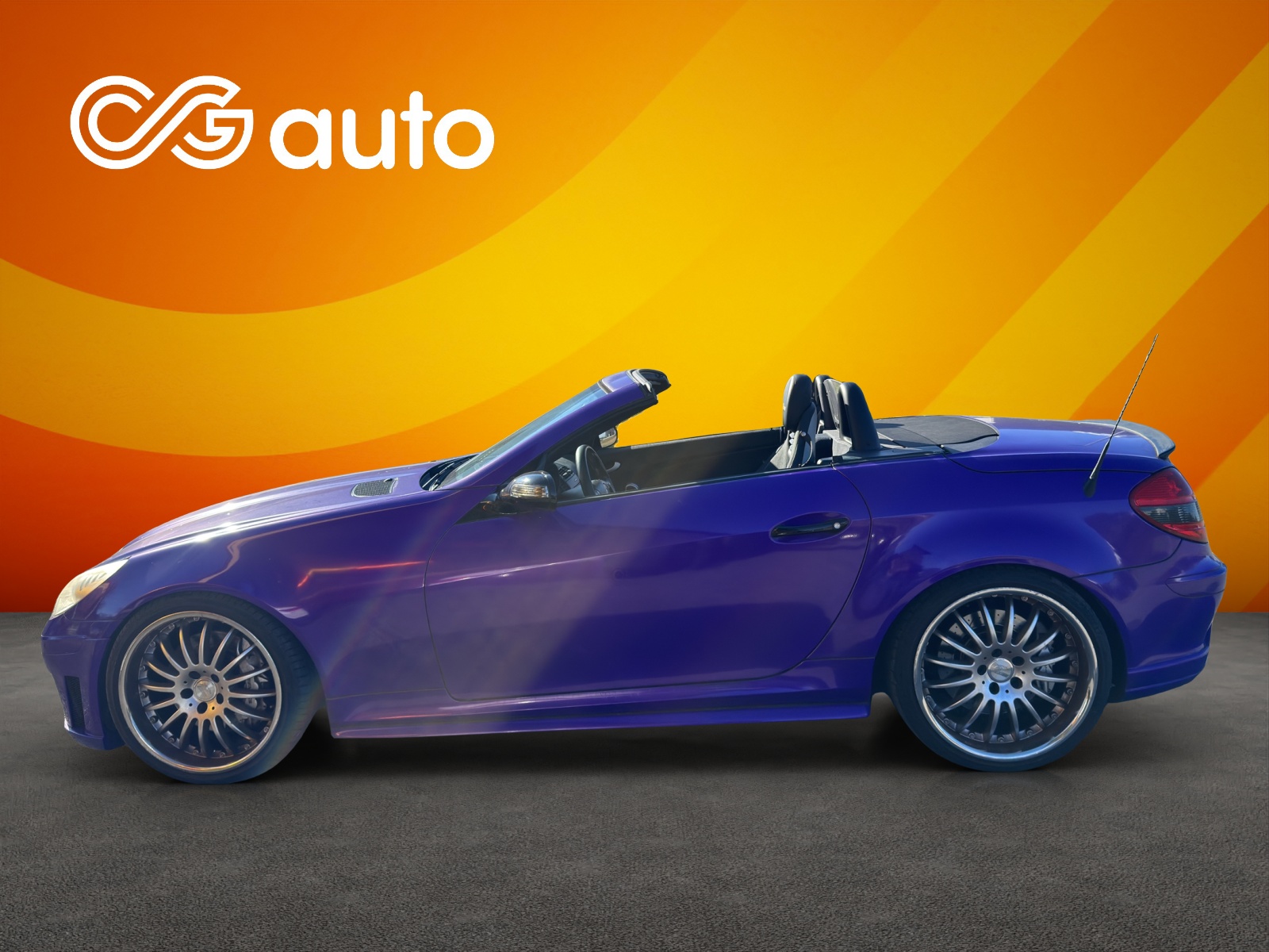 MERCEDES-BENZ SLK 55 AMG 7G-Tronic-showroom-element-3