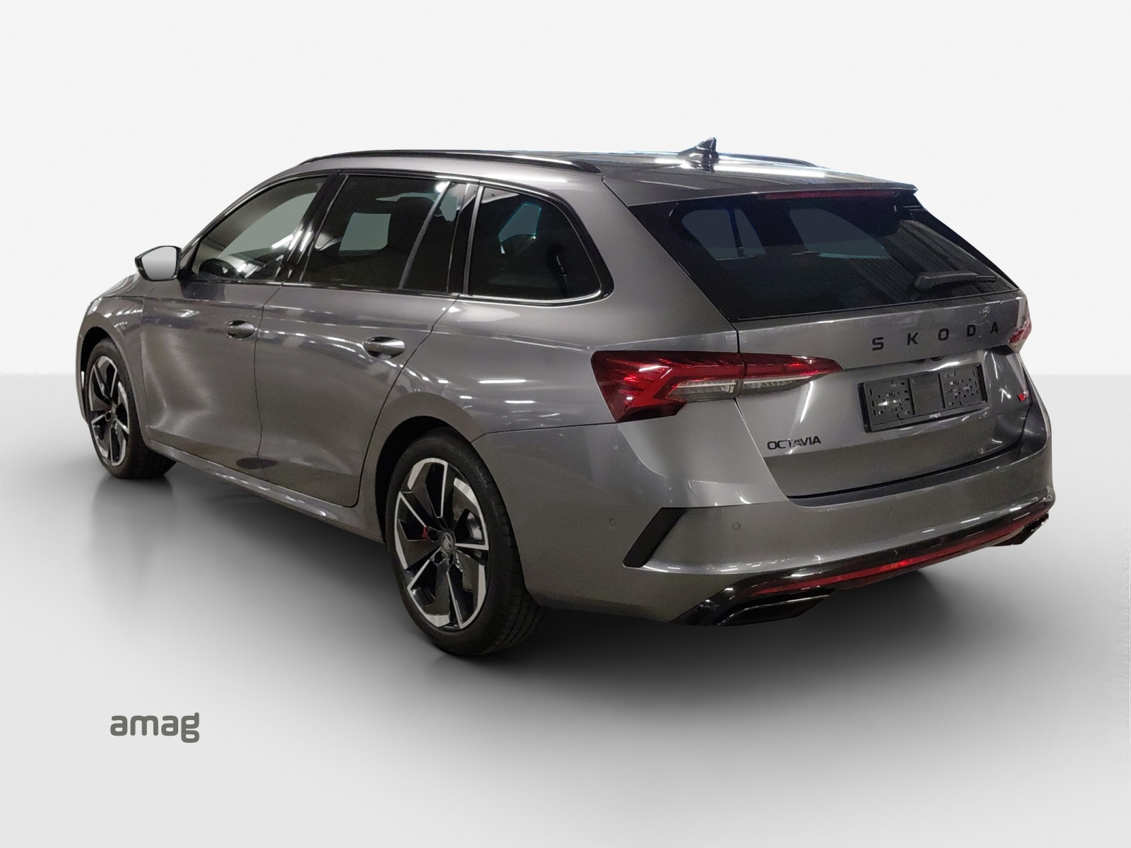 SKODA Octavia Combi 2.0 TSI DSG RS-image-2