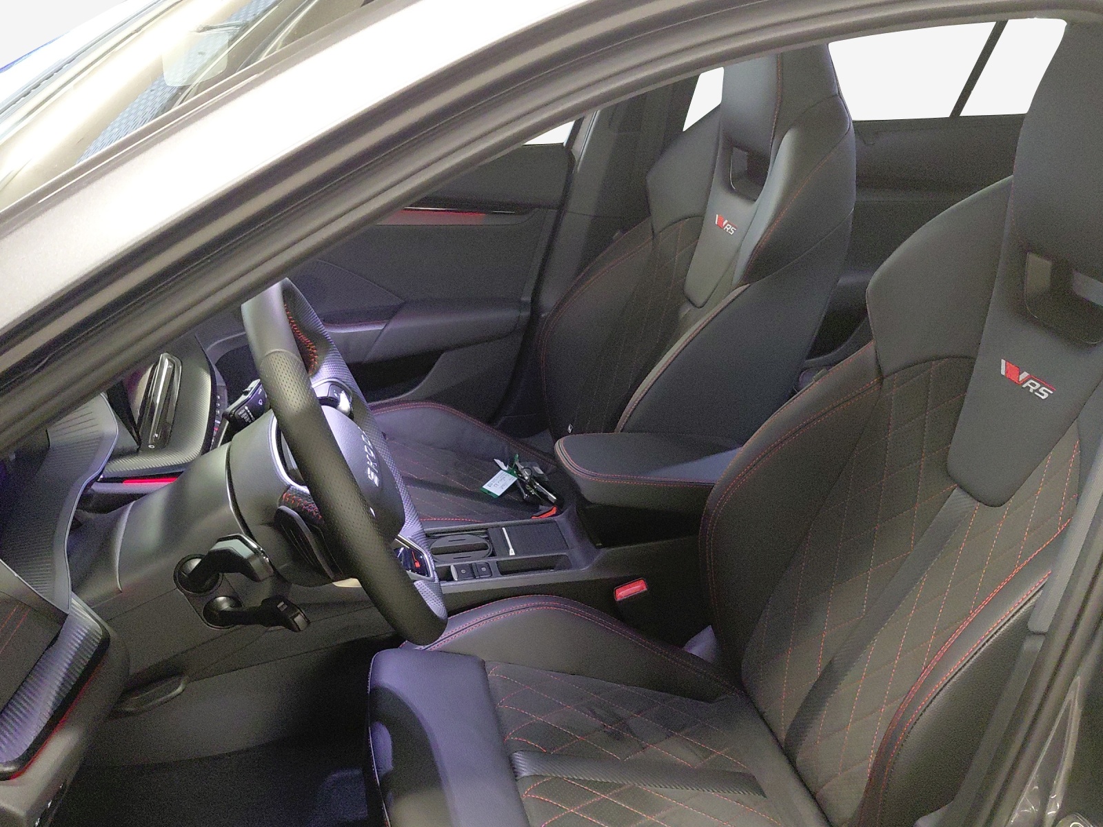 SKODA Octavia Combi 2.0 TSI DSG RS-image-7