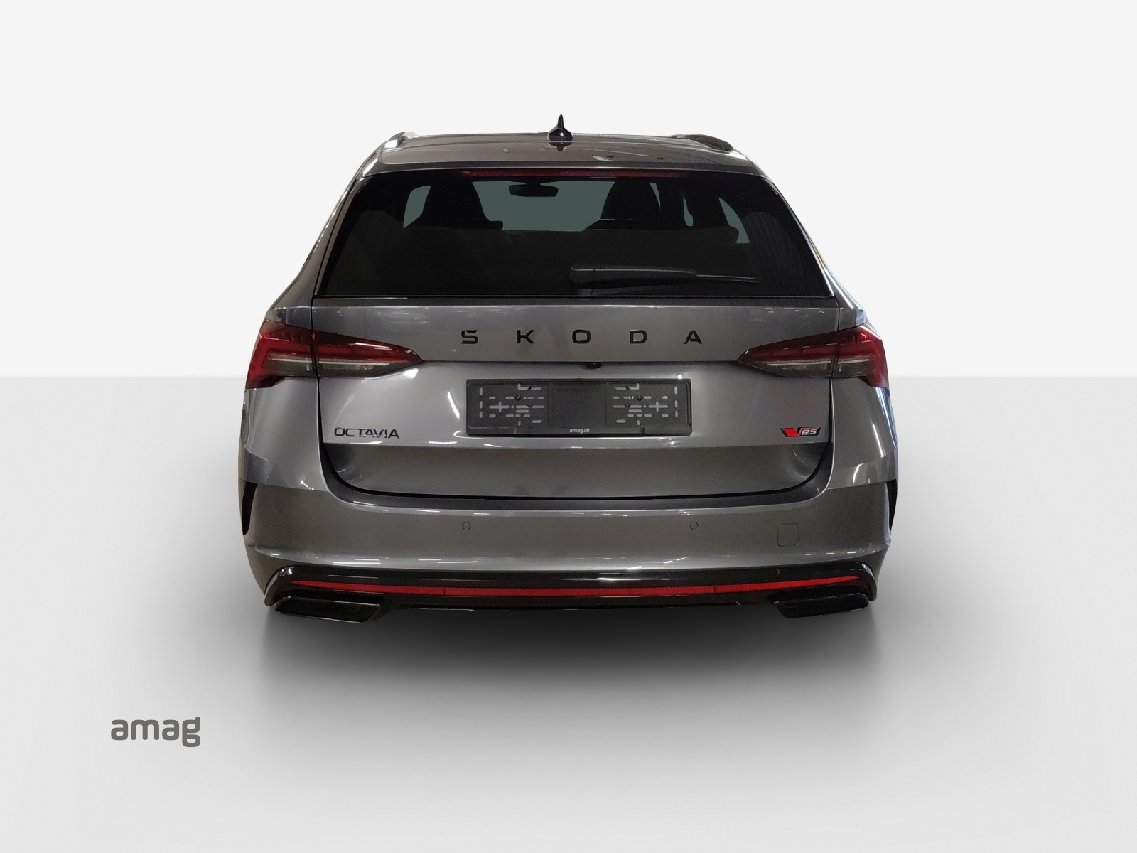 SKODA Octavia Combi 2.0 TSI DSG RS-image-3