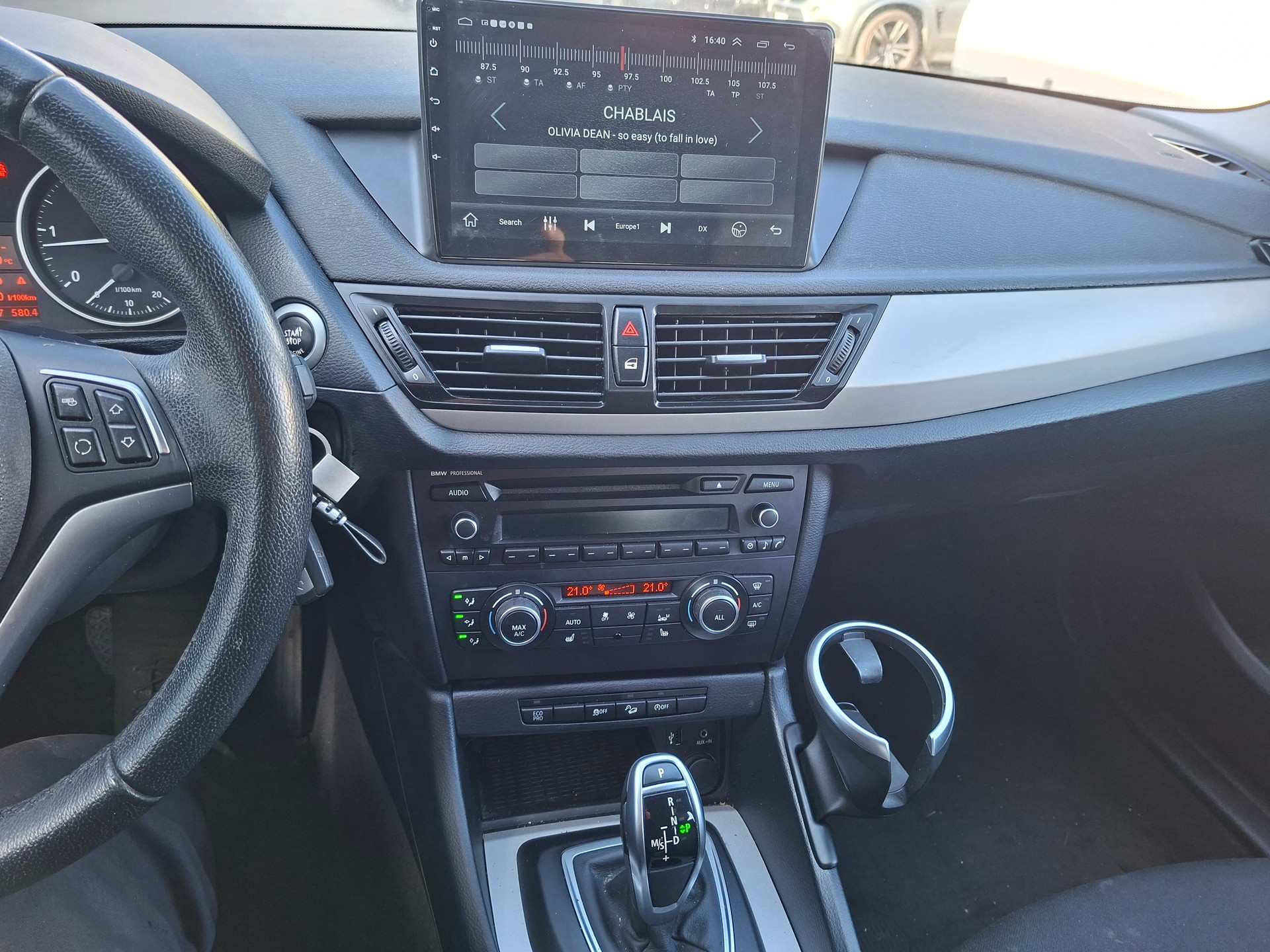 BMW X1 xDrive 18d Sport Line Steptronic-image-10