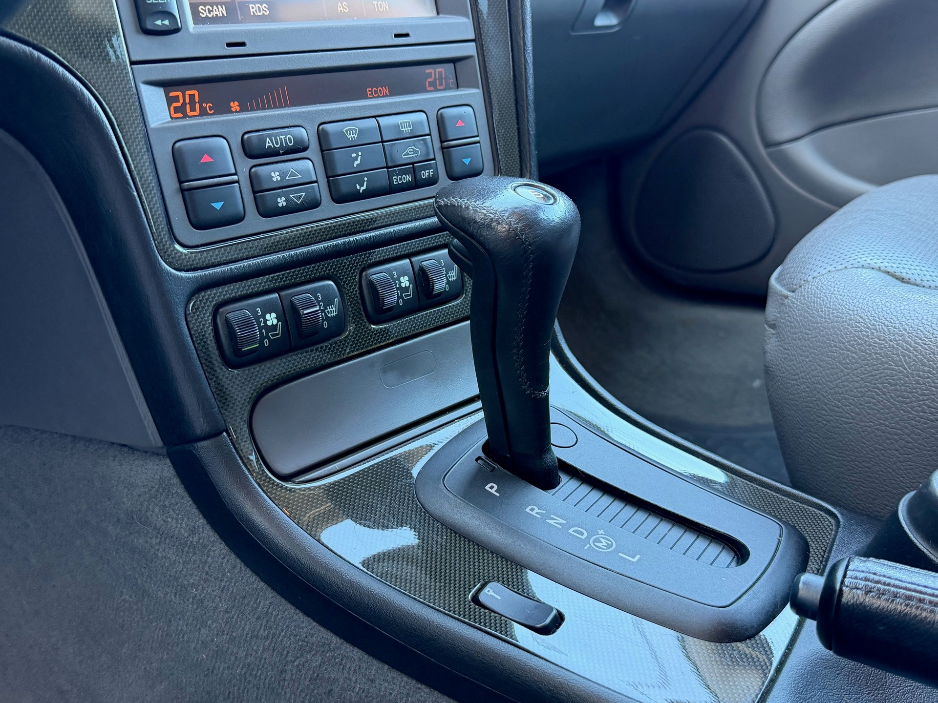 SAAB 9-5 2.3T Aero-image-9