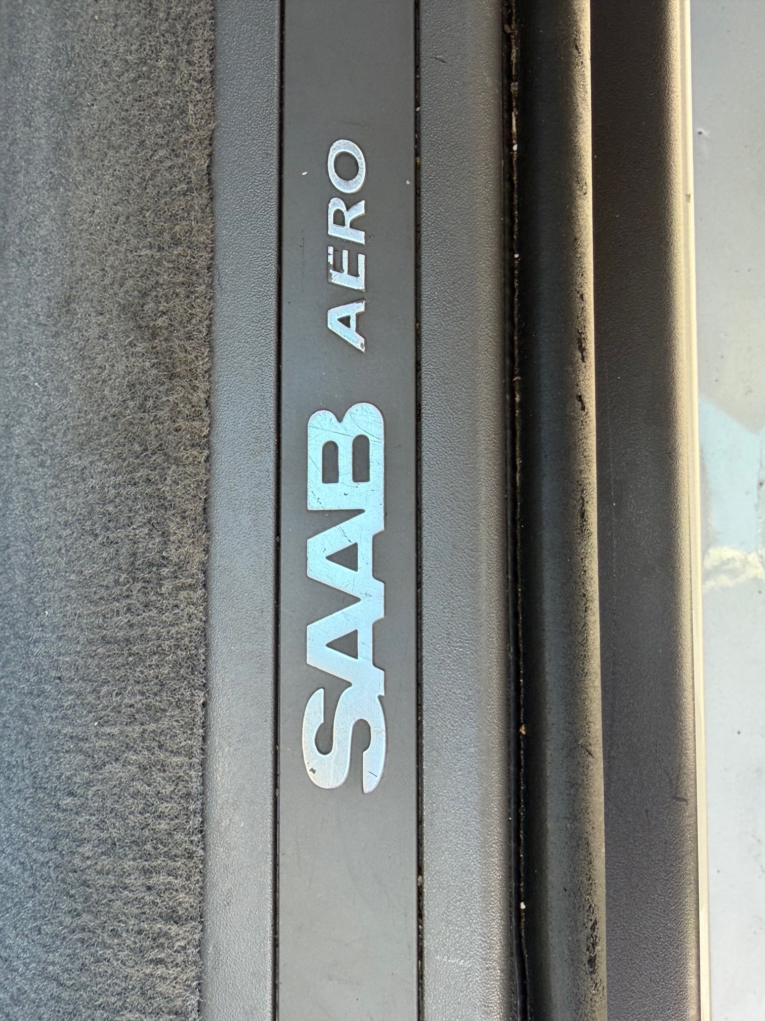 SAAB 9-5 2.3T Aero-image-13