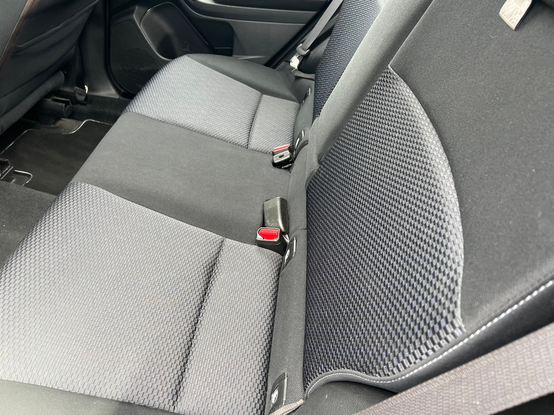 SUBARU Forester 2.0D Sport-image-9