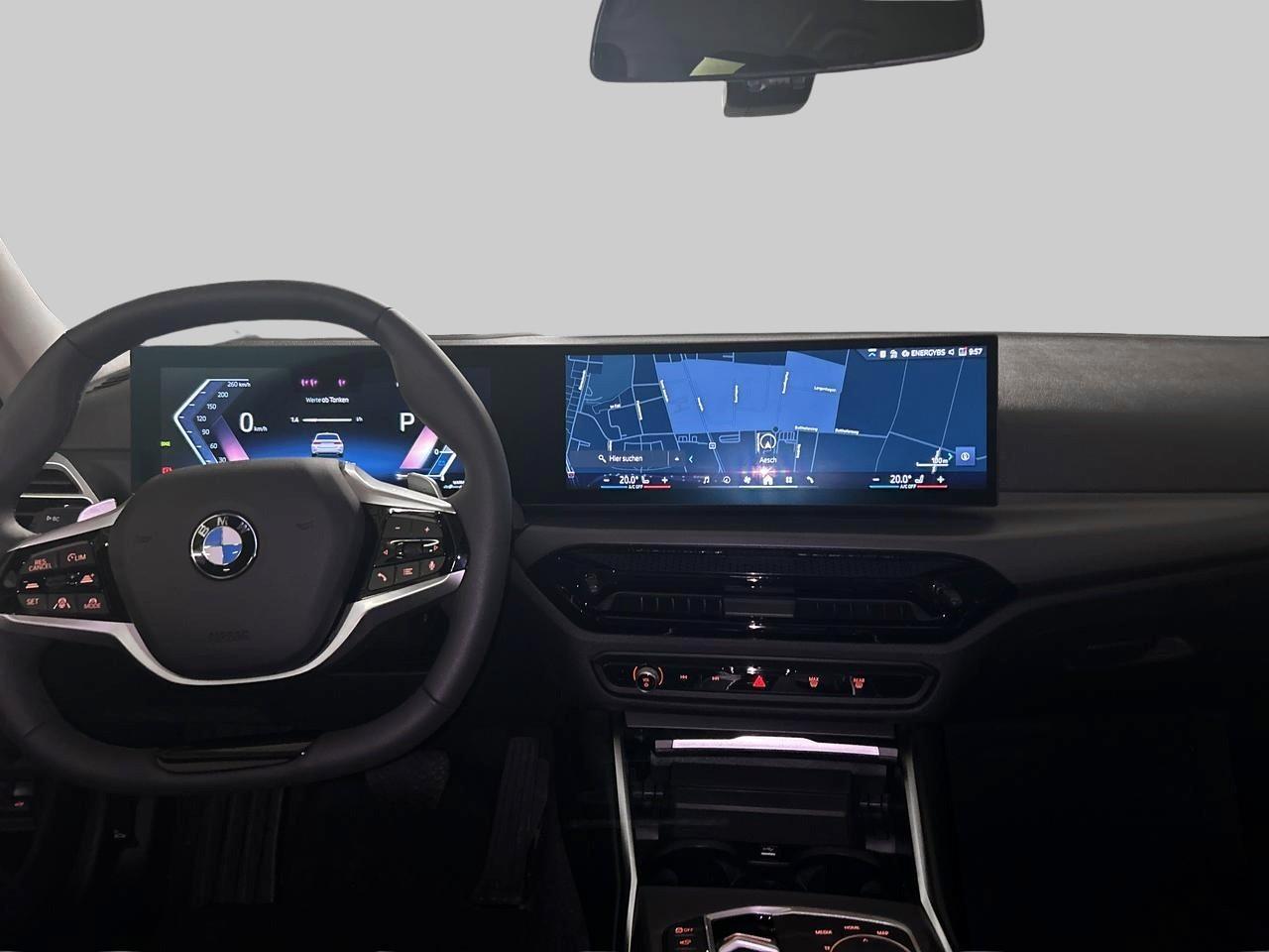 BMW 320d xDrive Touring-image-17