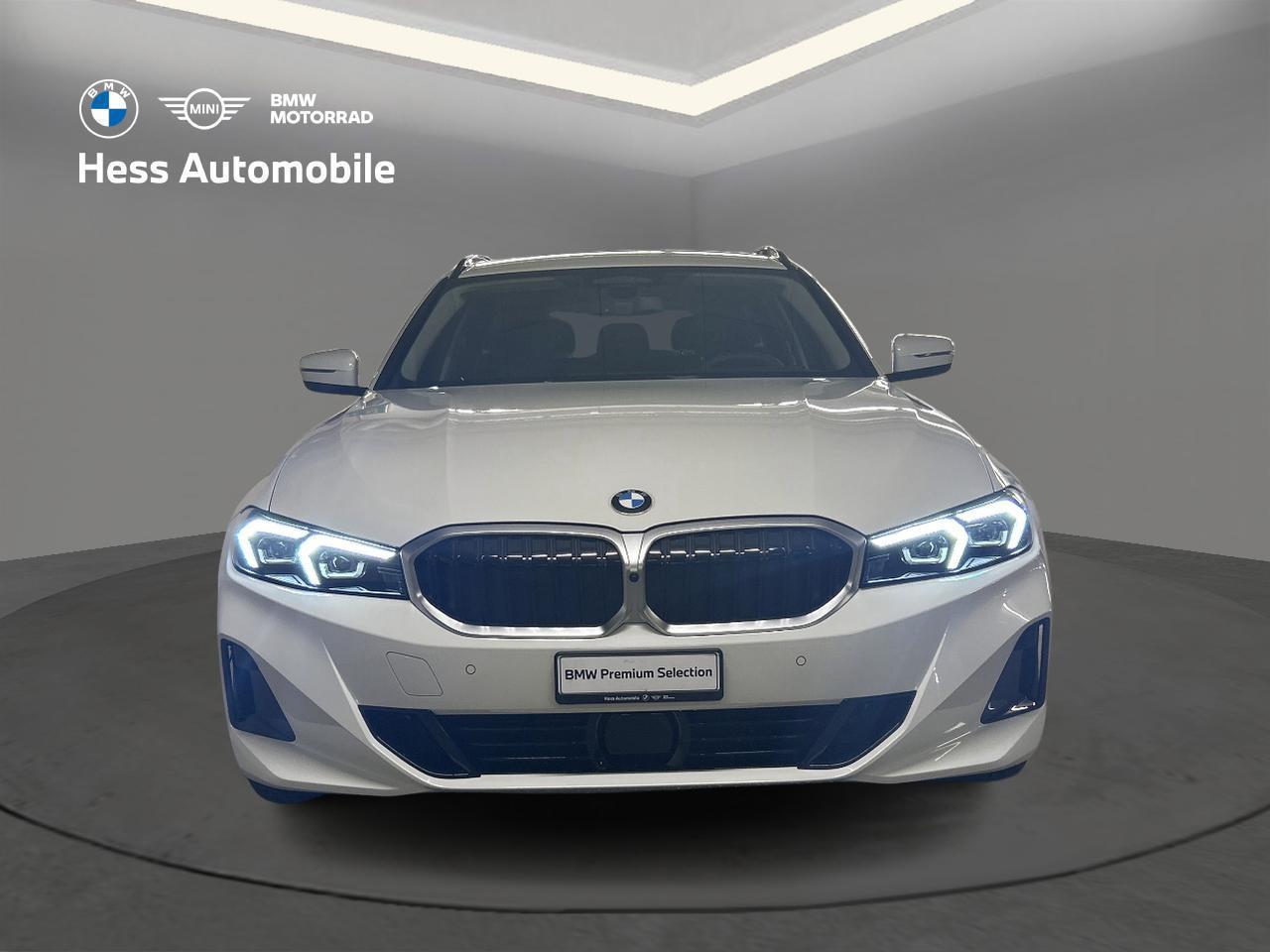 BMW 320d xDrive Touring-image-5