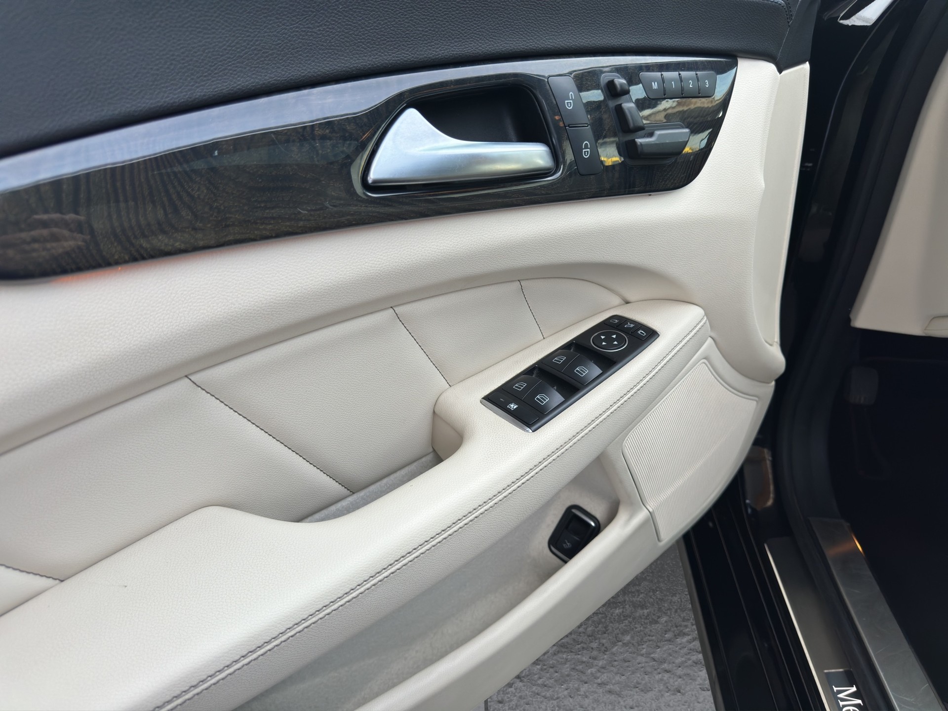 MERCEDES-BENZ CLS 350 CDI BlueEF 4m Sh.Brake-image-23