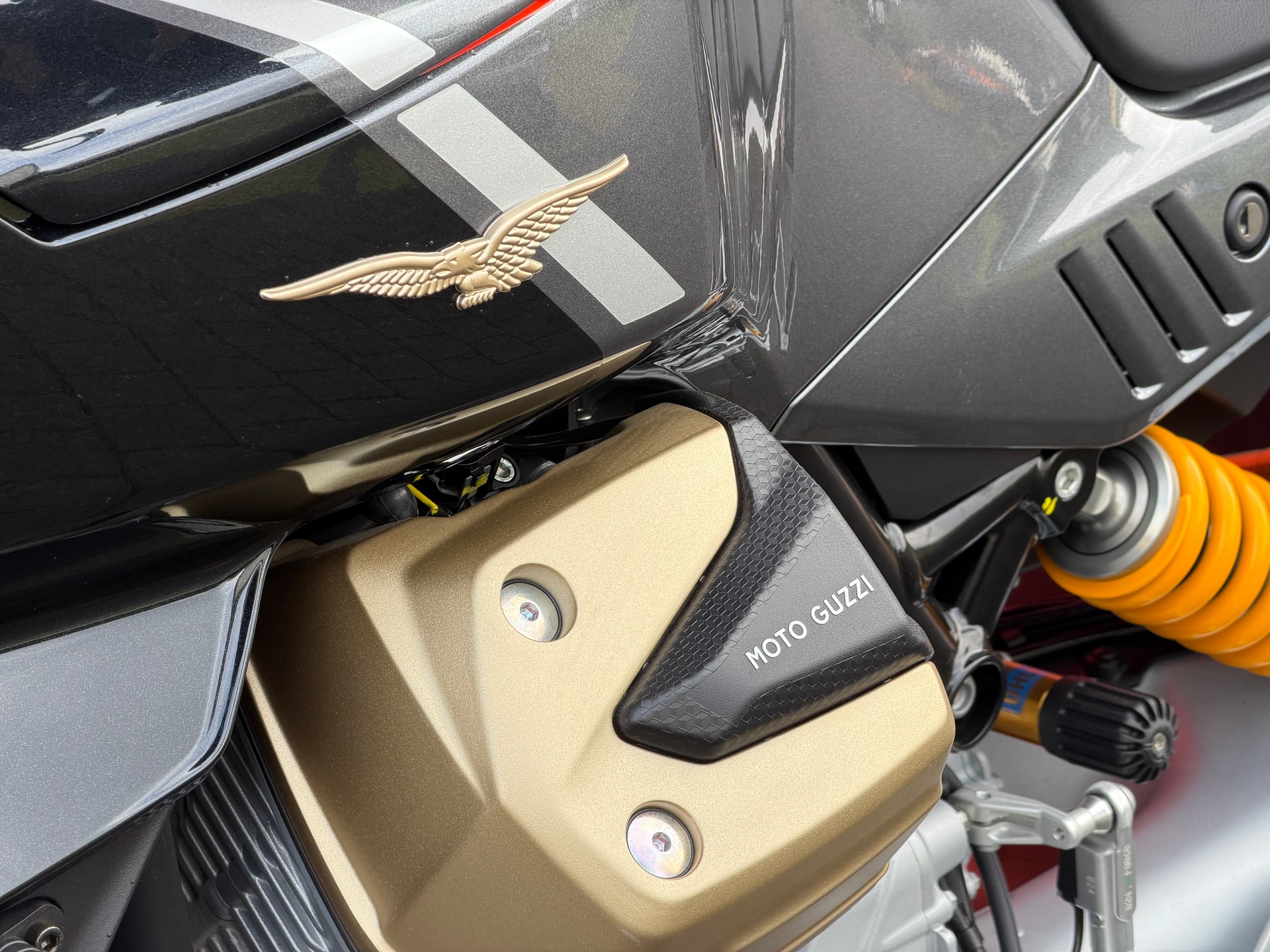 MOTO GUZZI V100 Mandello S-image-7