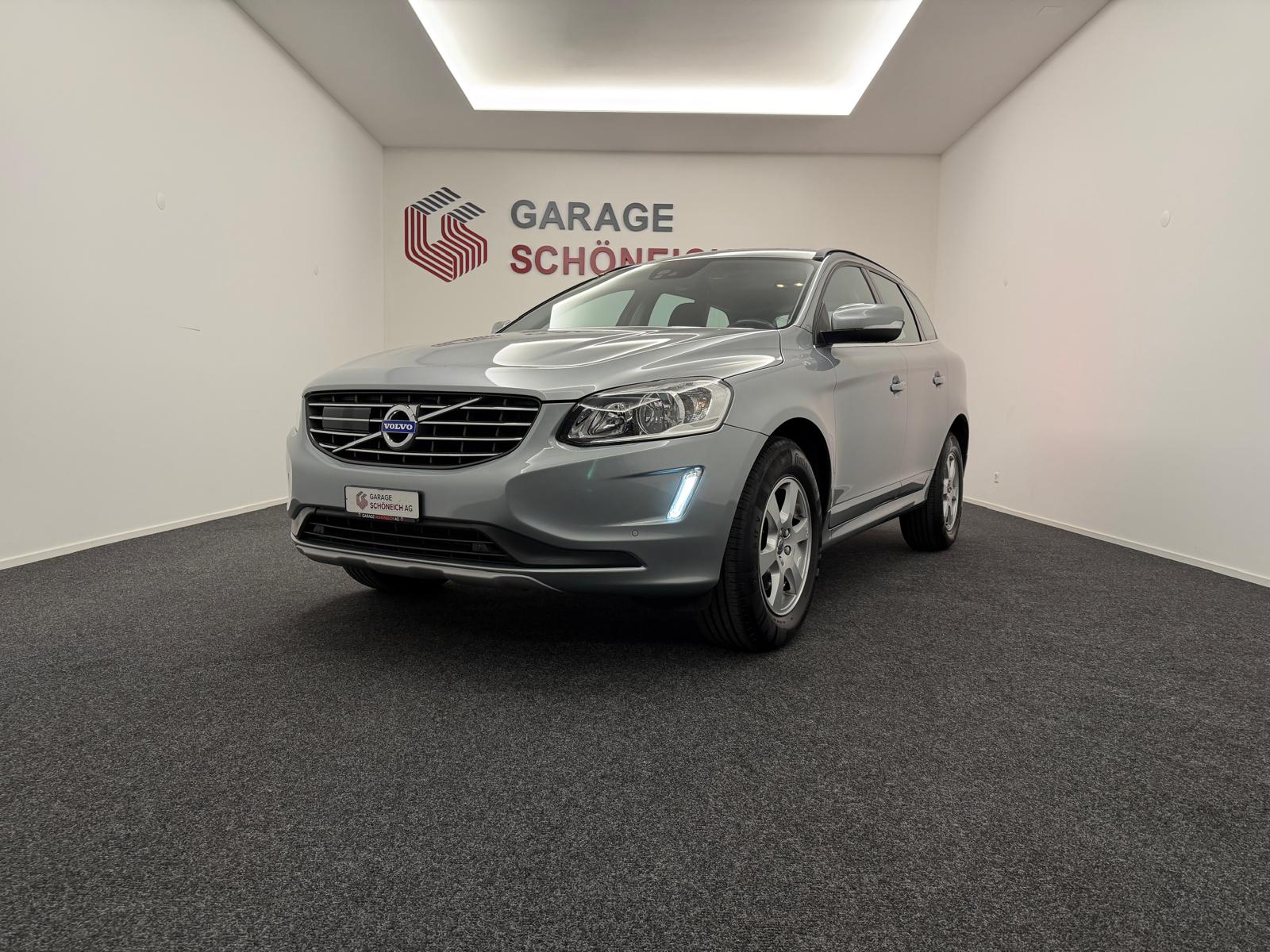 VOLVO XC60 T5 AWD Momentum Geartronic-image-0