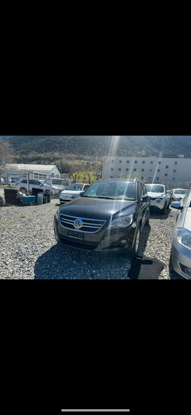 VW Tiguan 2.0 TSI Sport&Style-image-2