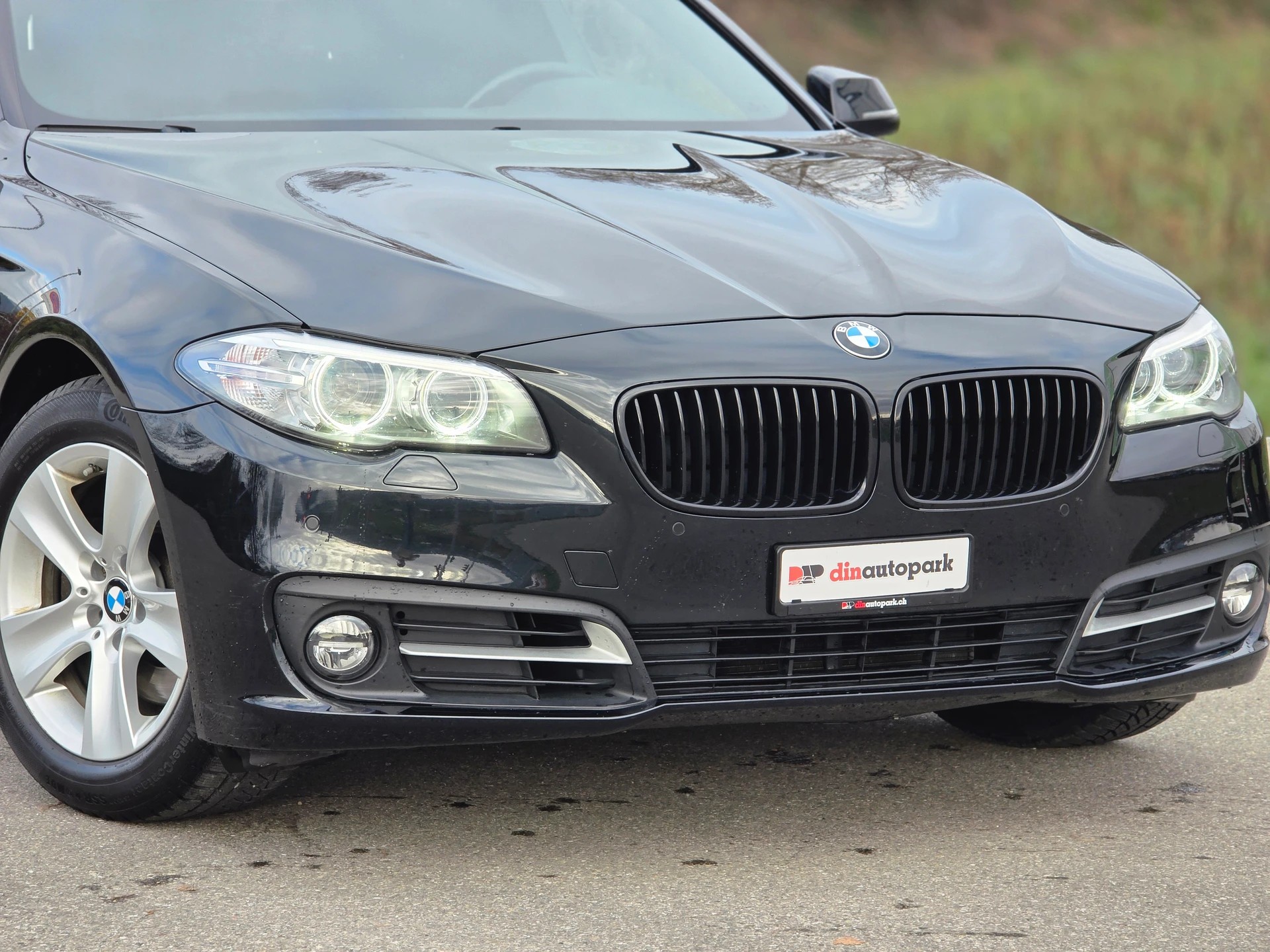 BMW 520d Touring xDrive Steptronic *CH-Fahrzeug* ab MFK *-showroom-element-2