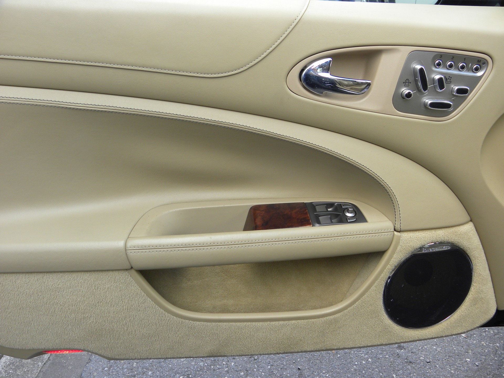 JAGUAR XK 5.0 V8 Automatic-image-10