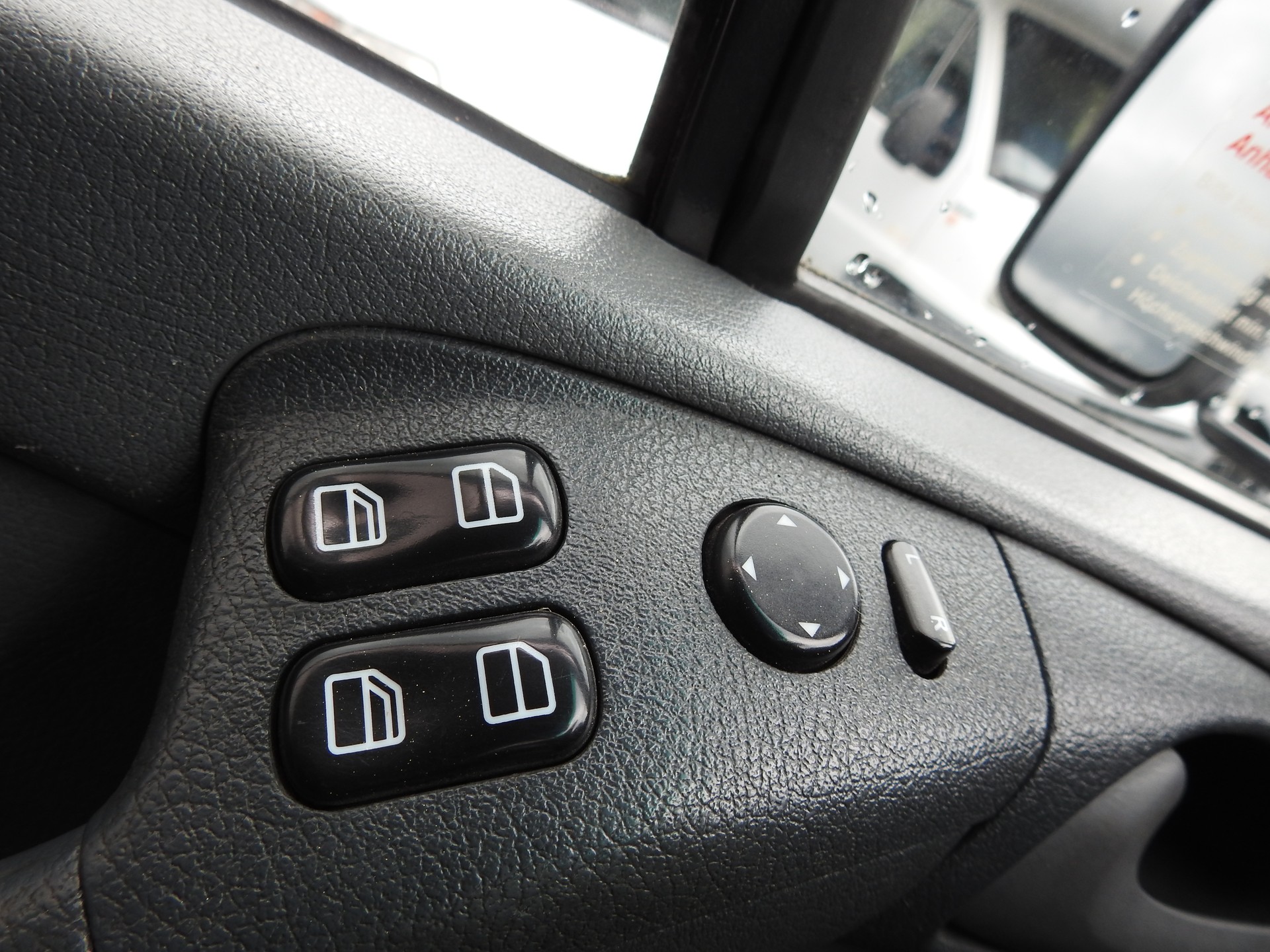 MERCEDES-BENZ Sprinter 416 CDI Duo-image-14
