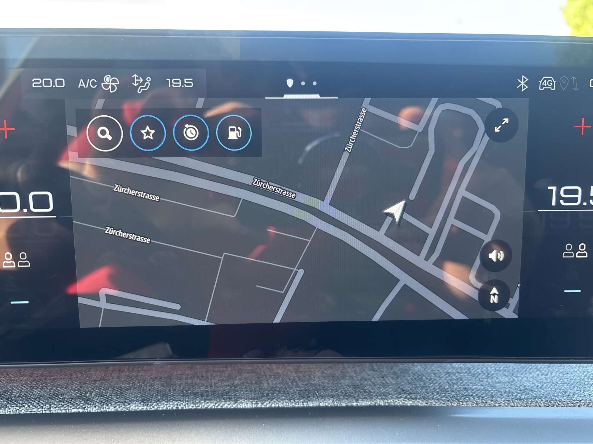 PEUGEOT 3008 145 e-DCS6 Hybrid GT Automat-image-1