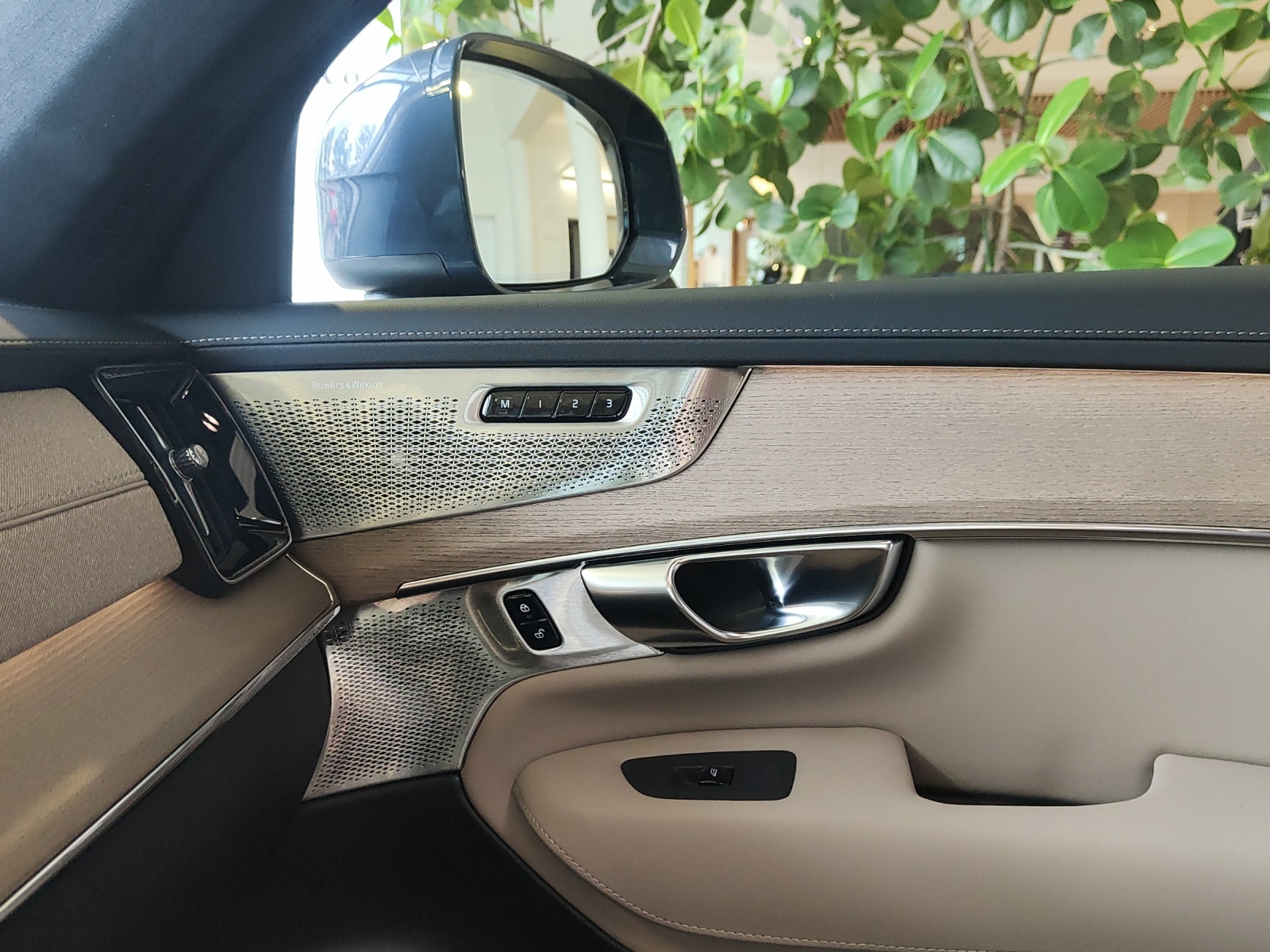 VOLVO XC90 2.0 T8 TE XCLUSIVE Edition Bright eAWD-image-10