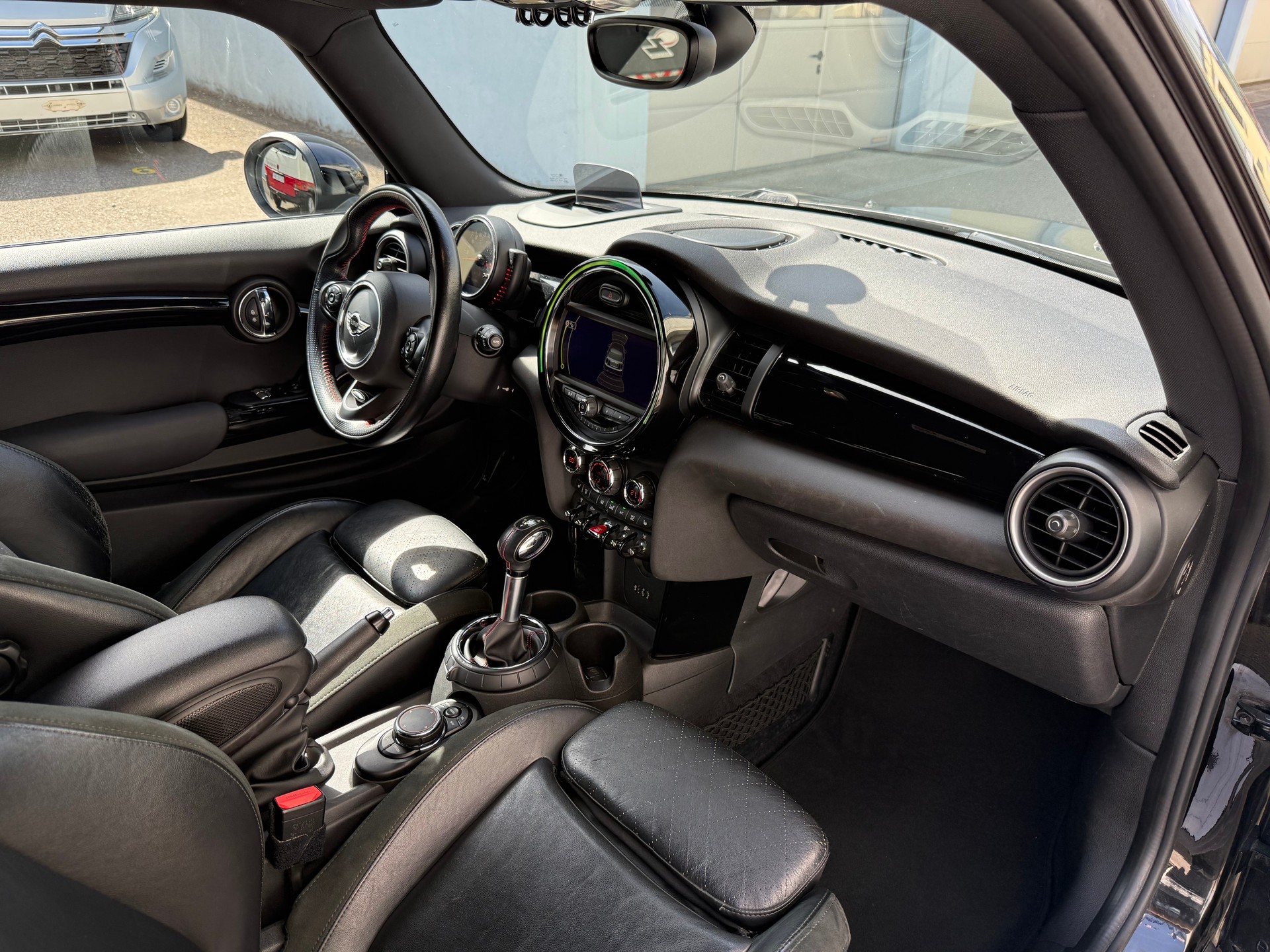 MINI Cooper S Steptronic-image-10