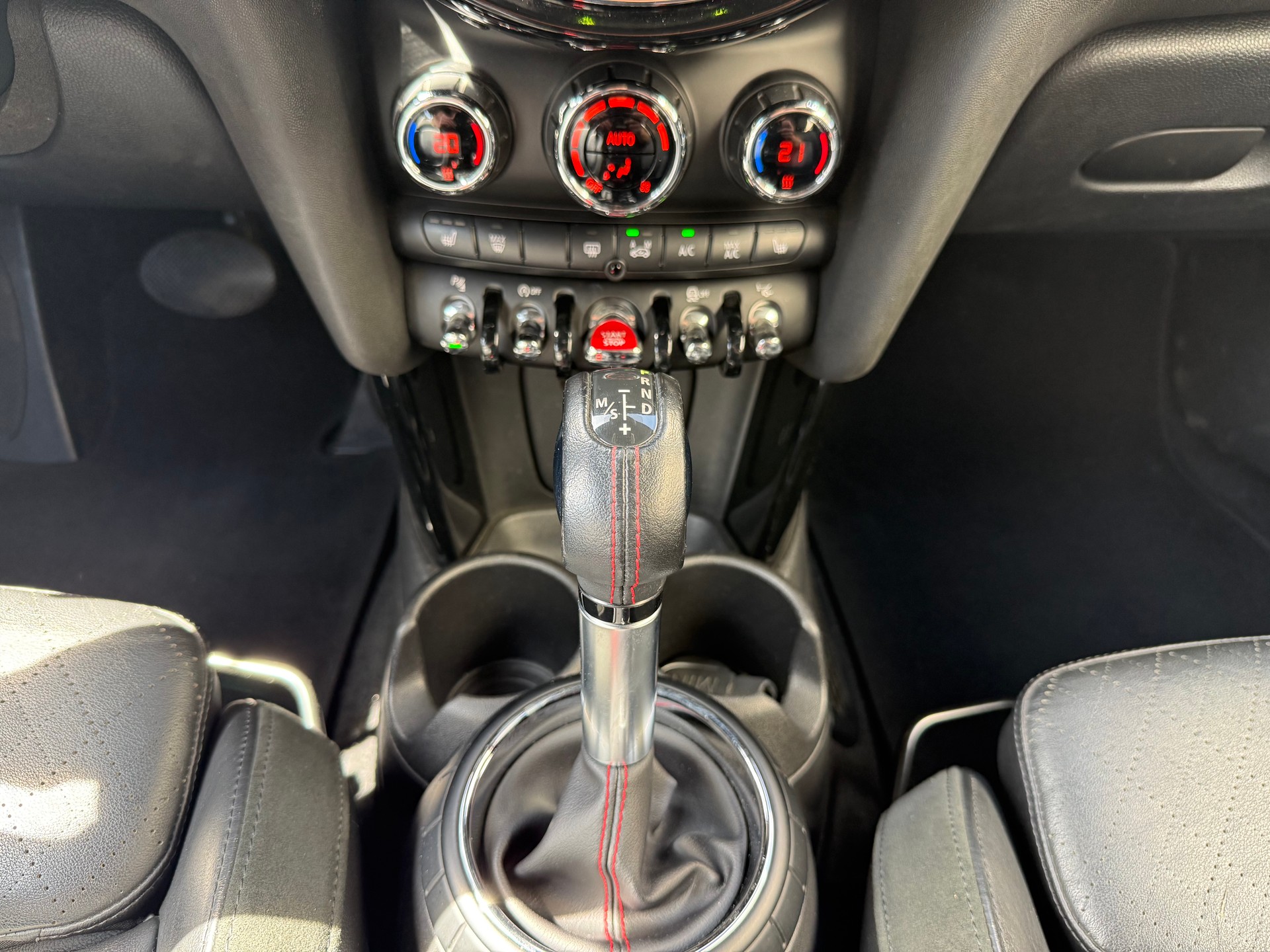 MINI Cooper S Steptronic-image-19