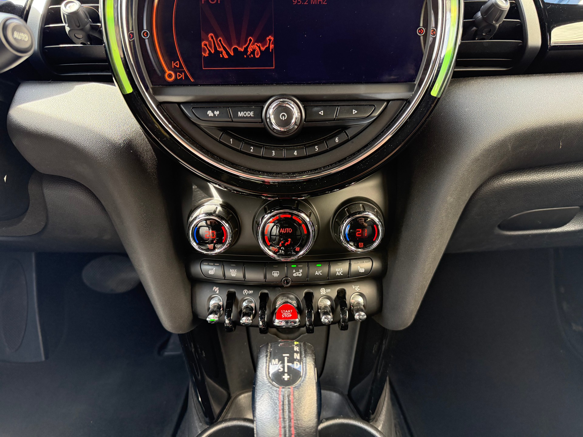 MINI Cooper S Steptronic-image-17