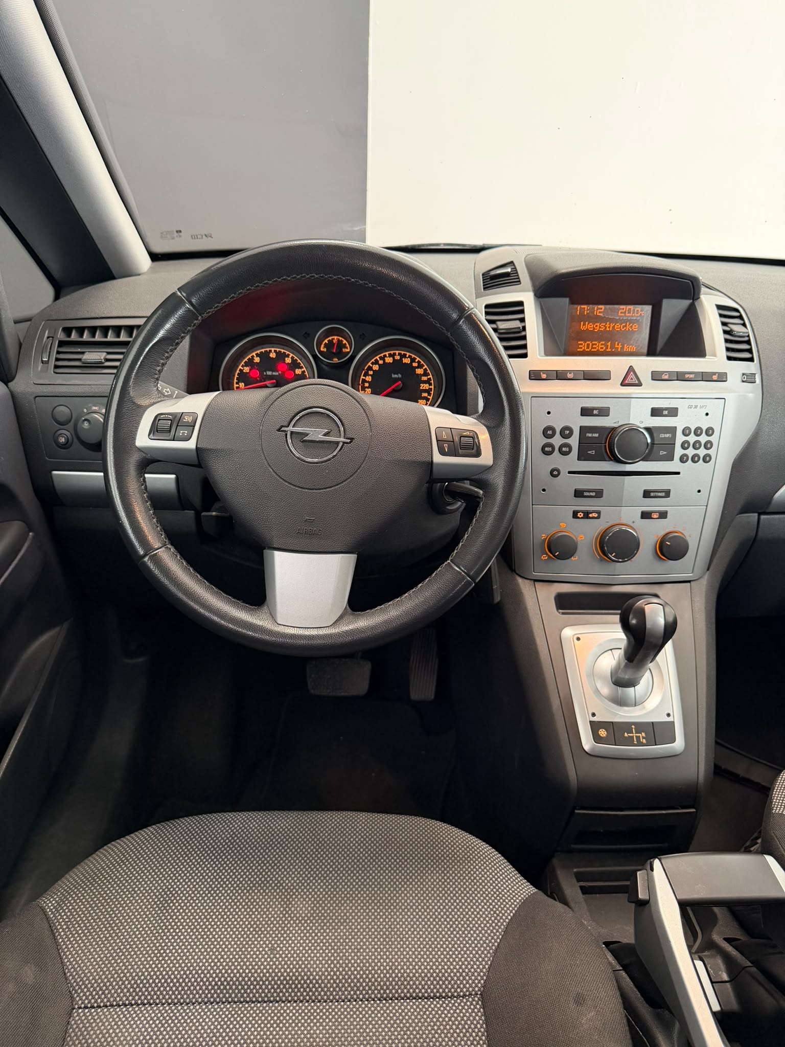 OPEL Zafira 1.8i 16V Edition ***CH-Fahrzeug***-image-7