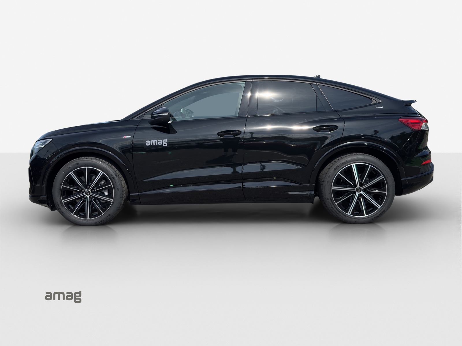AUDI Q4 Sportback e-tron 45 Edition Swiss Ski quattro-image-1