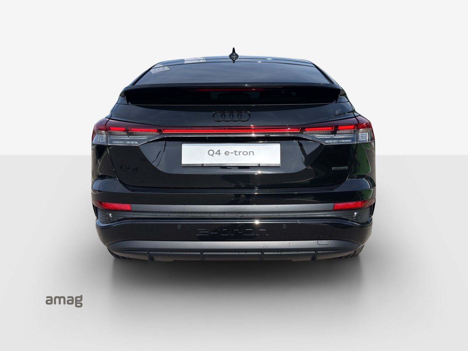 AUDI Q4 Sportback e-tron 45 Edition Swiss Ski quattro-image-3