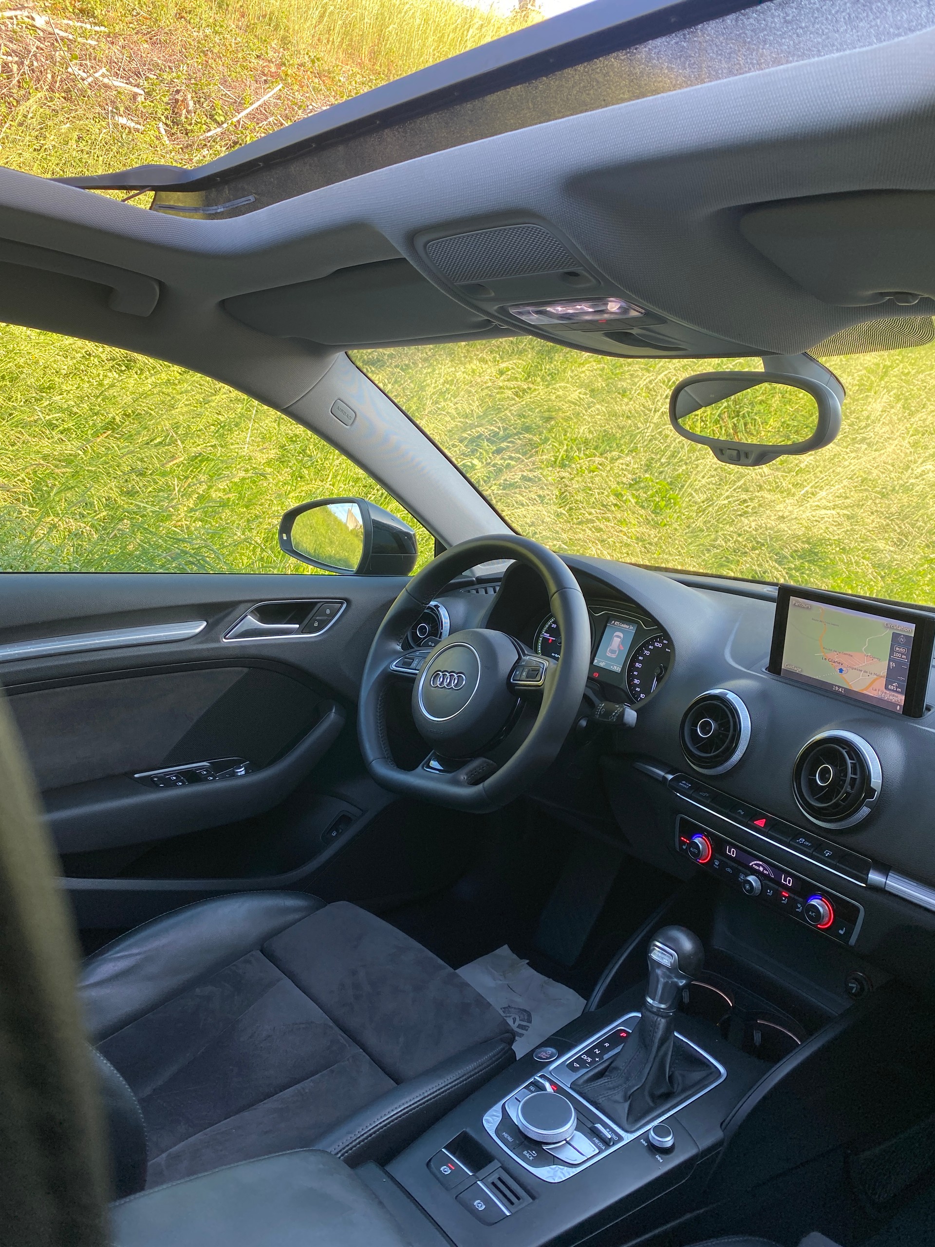 AUDI A3 Sportback 1.4 e-tron Ambition S-tronic-image-5