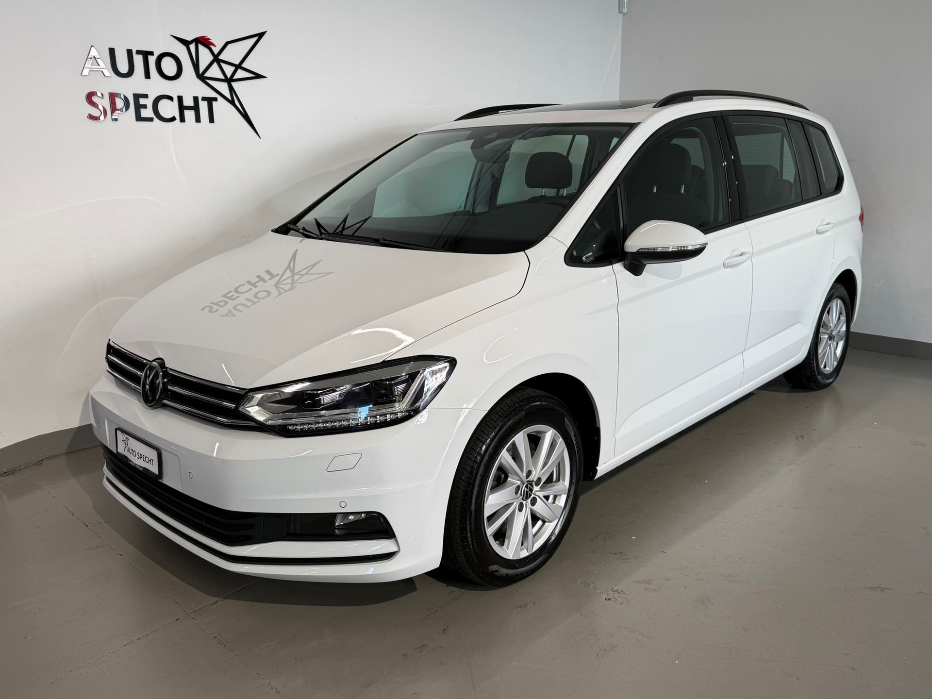 VW Touran 2.0 TDI BlueMotion Technology Comfortline DSG-showroom-element-1
