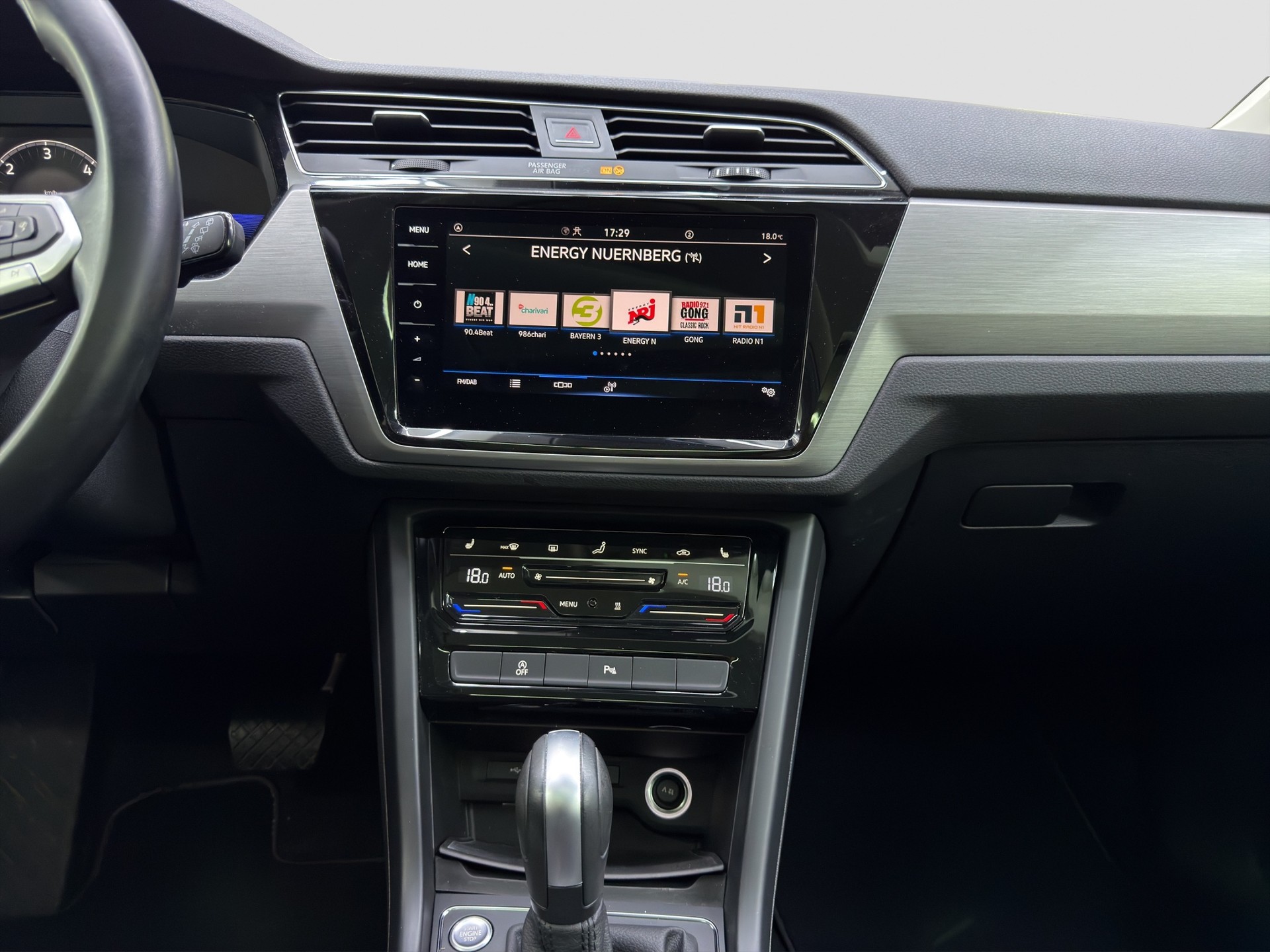 VW Touran 2.0 TDI BlueMotion Technology Comfortline DSG-image-7