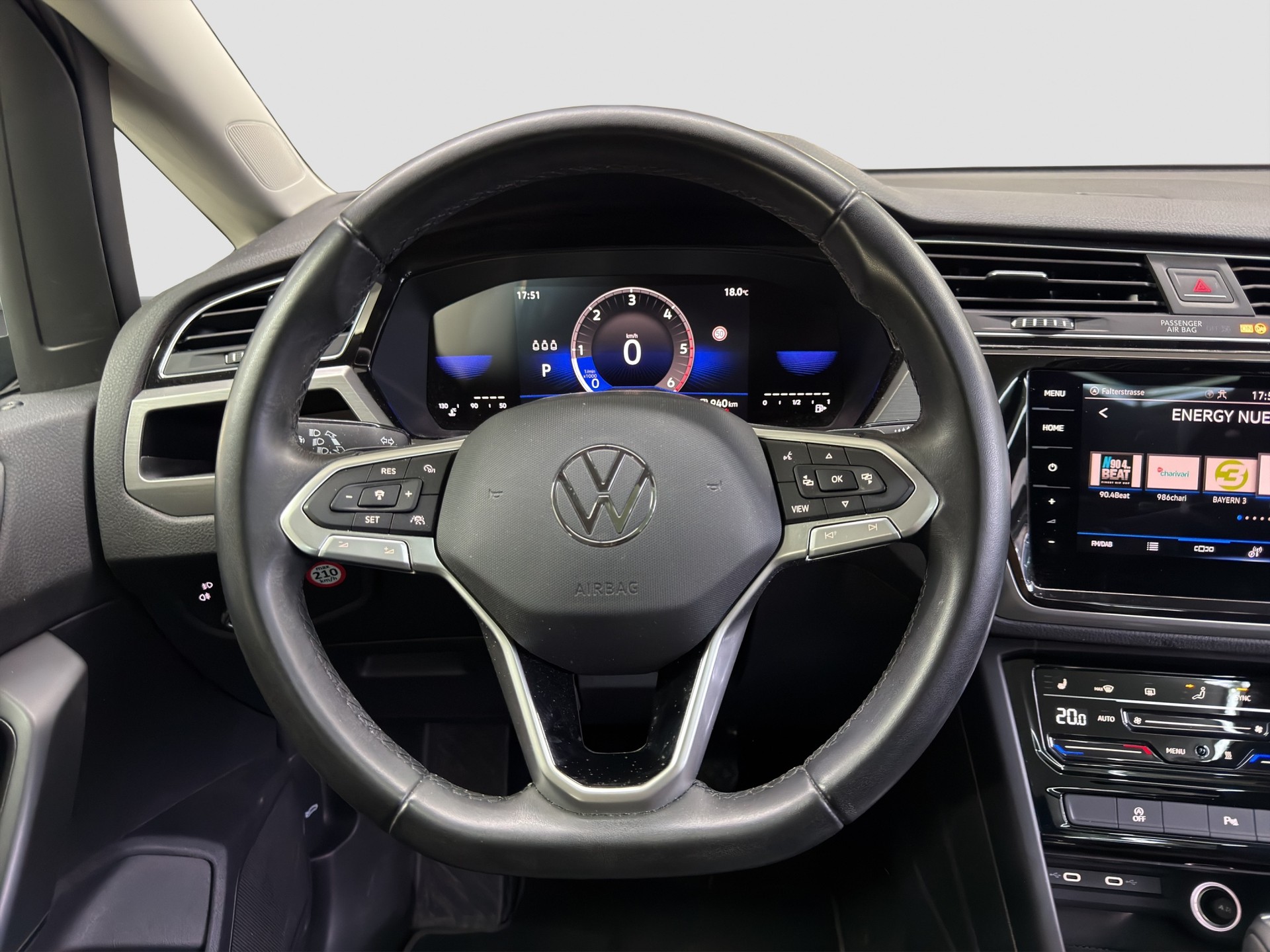 VW Touran 2.0 TDI BlueMotion Technology Comfortline DSG-image-9
