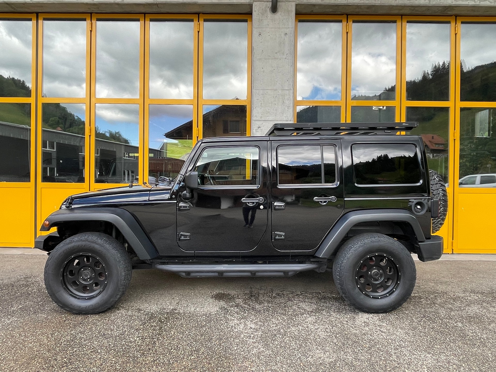 JEEP 2.8 CRD Sahara Automatic