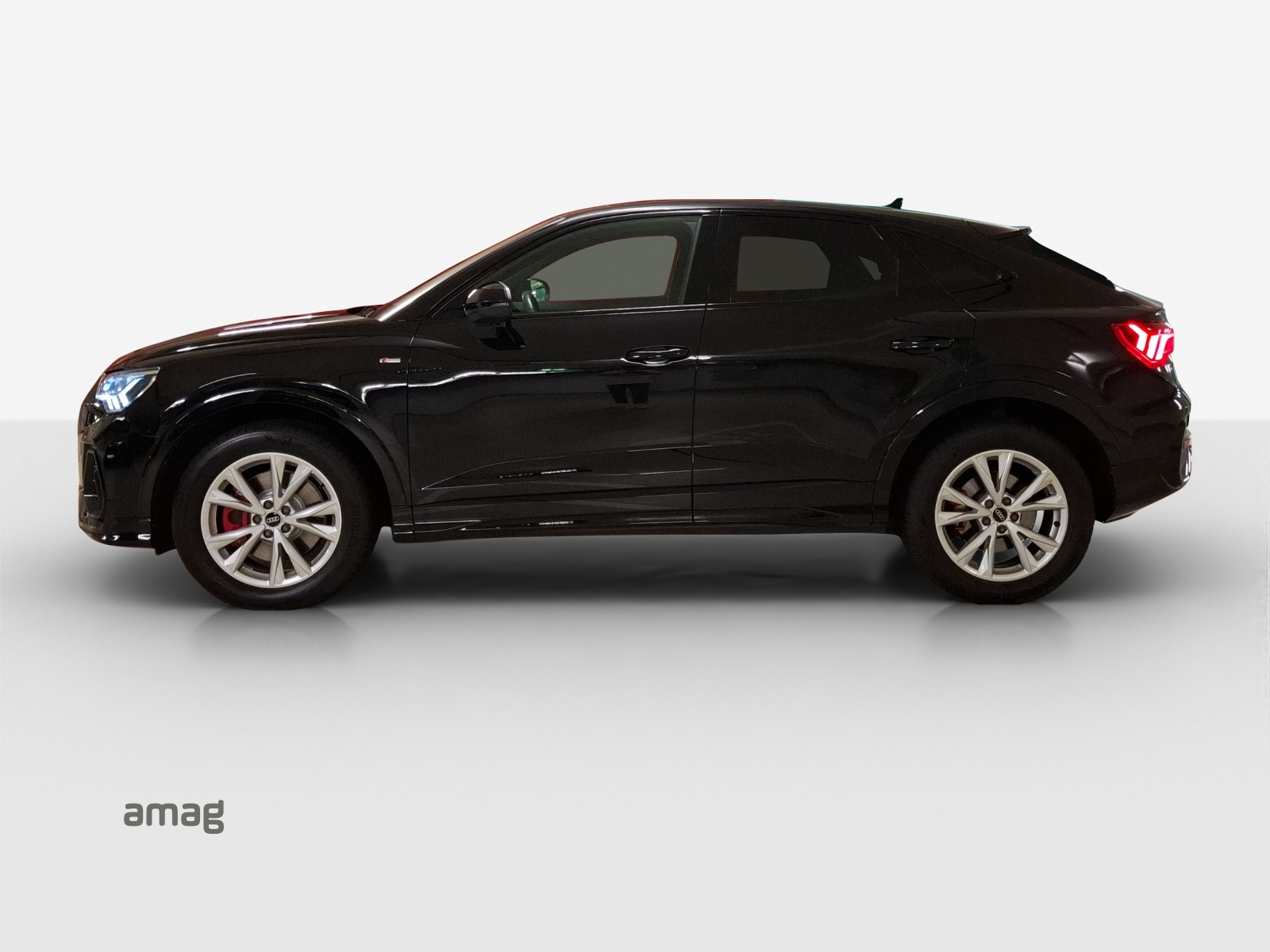 AUDI Q3 Sportback 45 TFSI quattro S-tronic-image-1