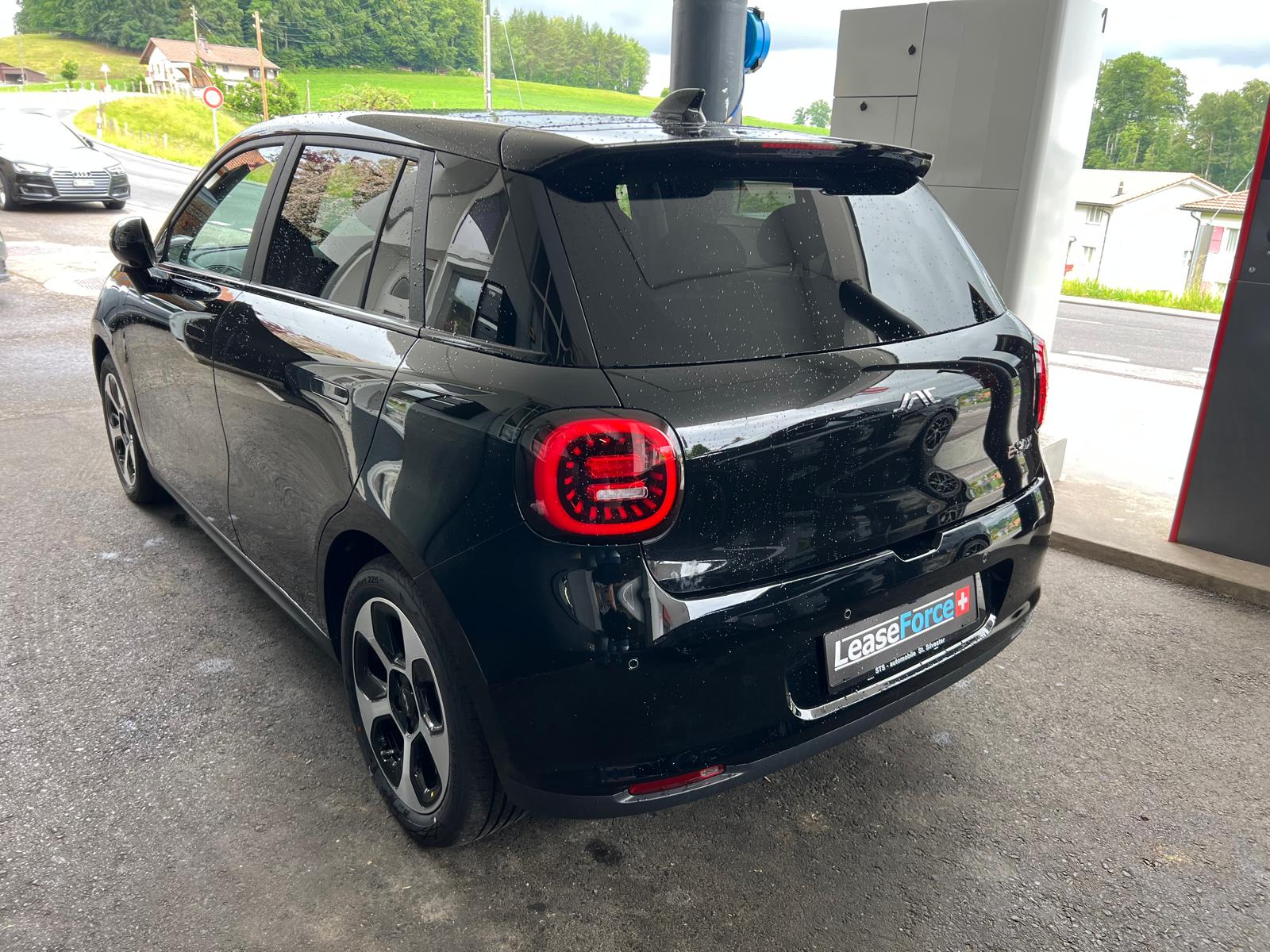 JAC E30X 51 kWh Flagship Pro+-image-3