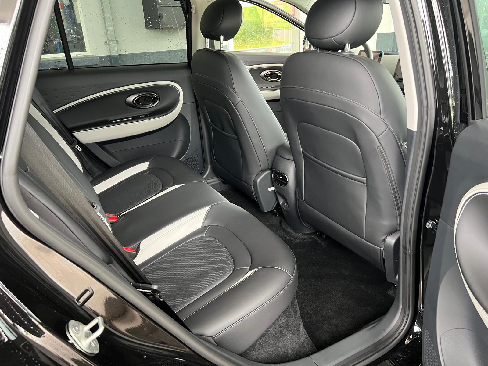 JAC E30X 51 kWh Flagship Pro+-image-9