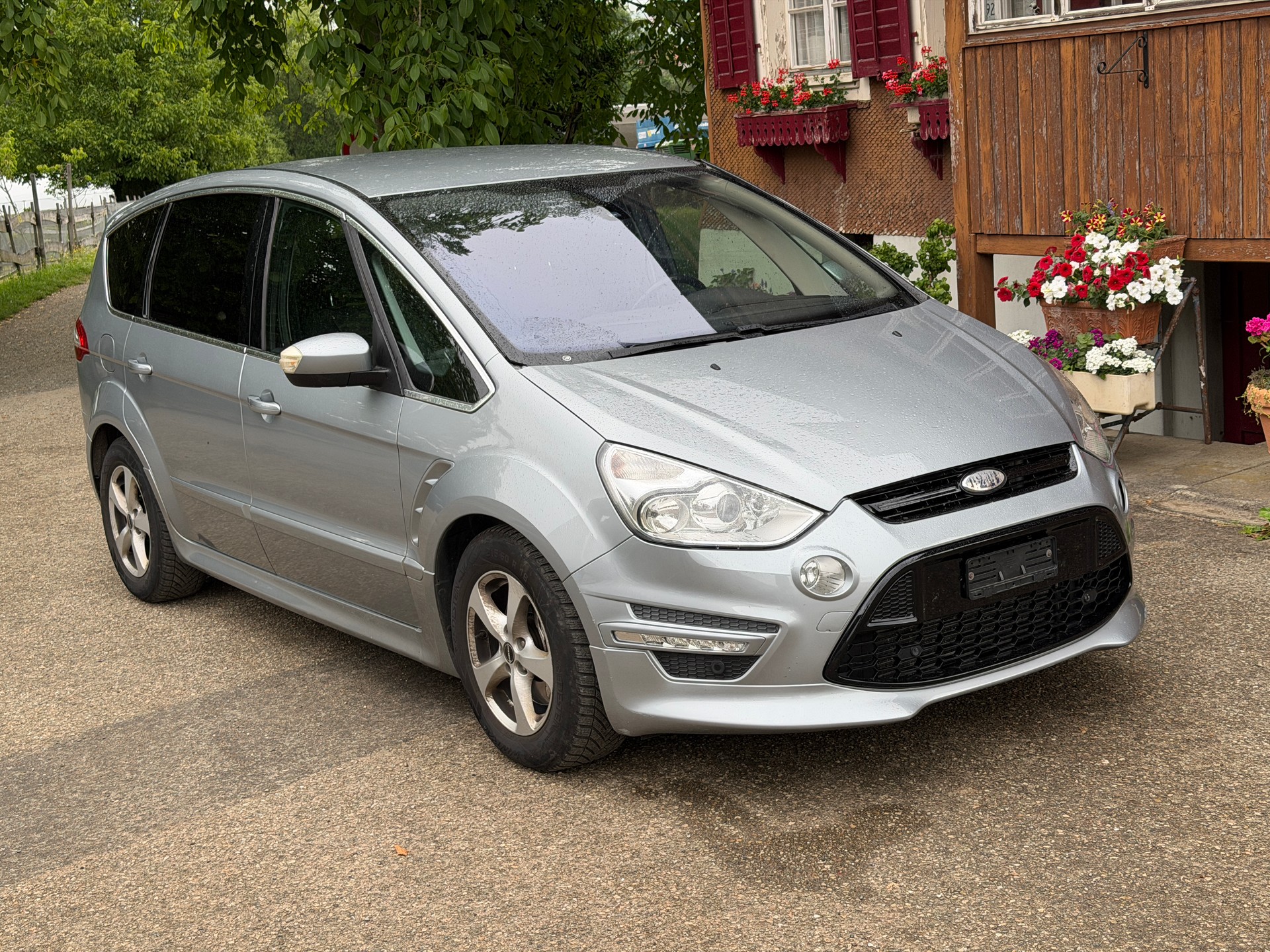 FORD S-Max 2.0 SCTi TitaniumS PowerShift-image-2
