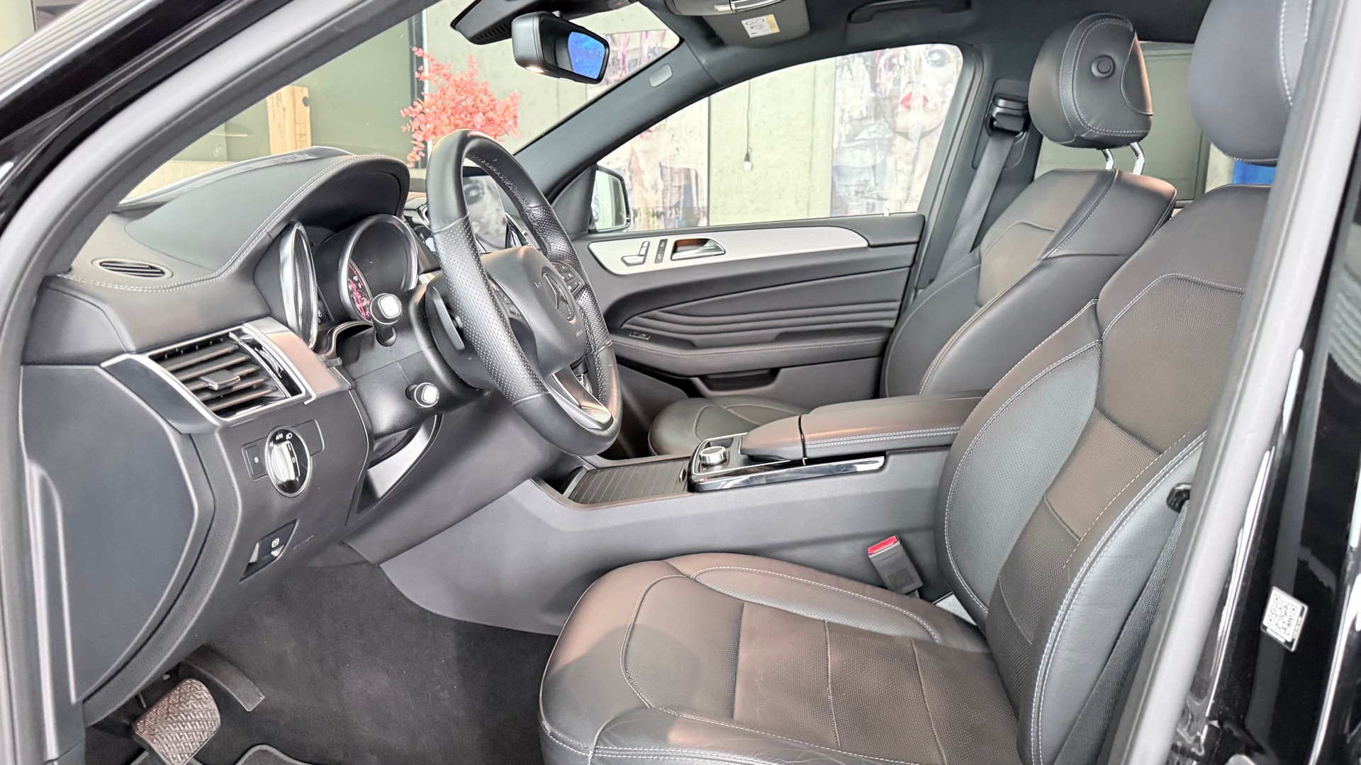 MERCEDES-BENZ GLE 350 d Coupé-image-12
