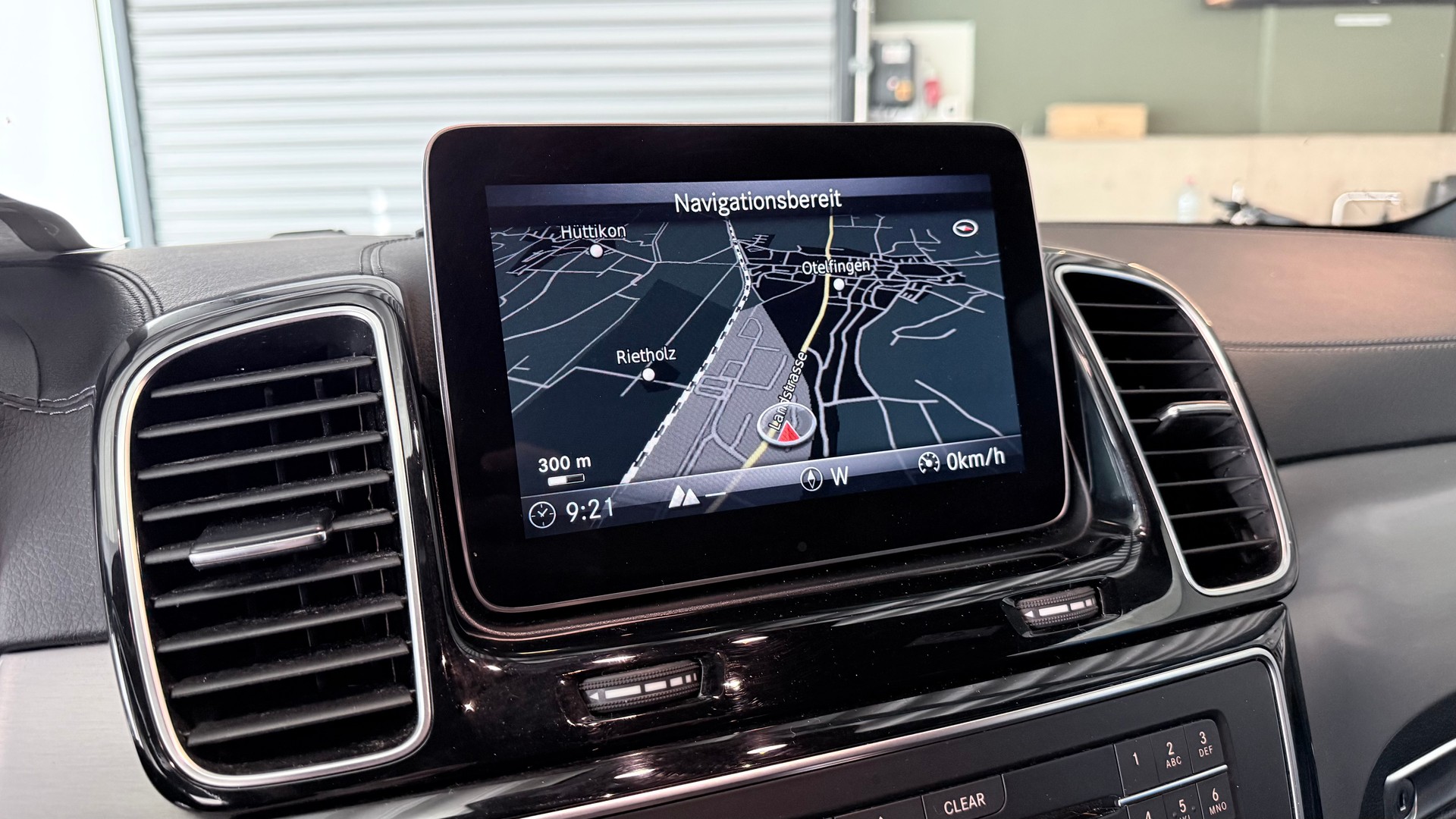 MERCEDES-BENZ GLE 350 d Coupé-image-14
