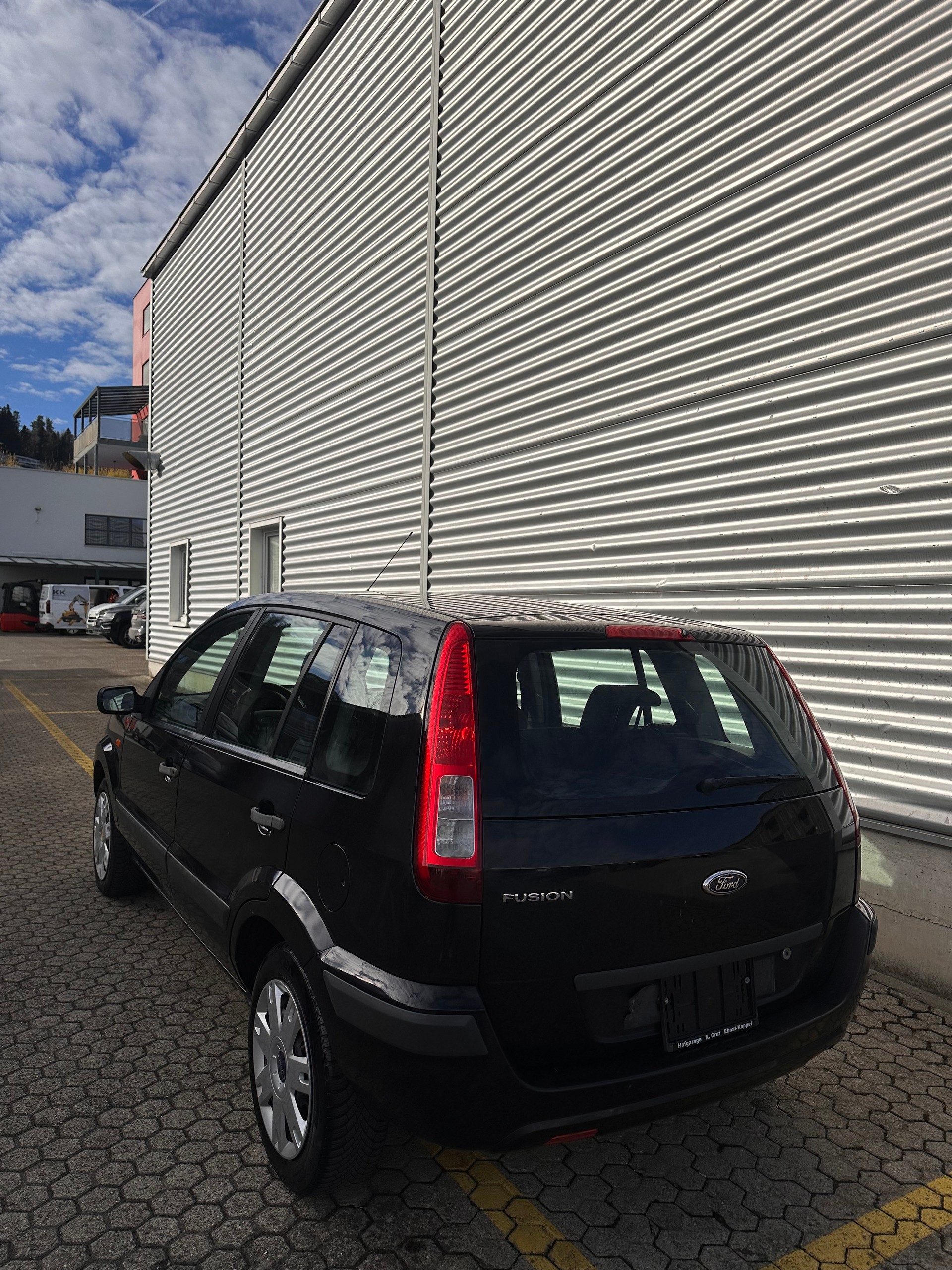 FORD FUSION-image-4