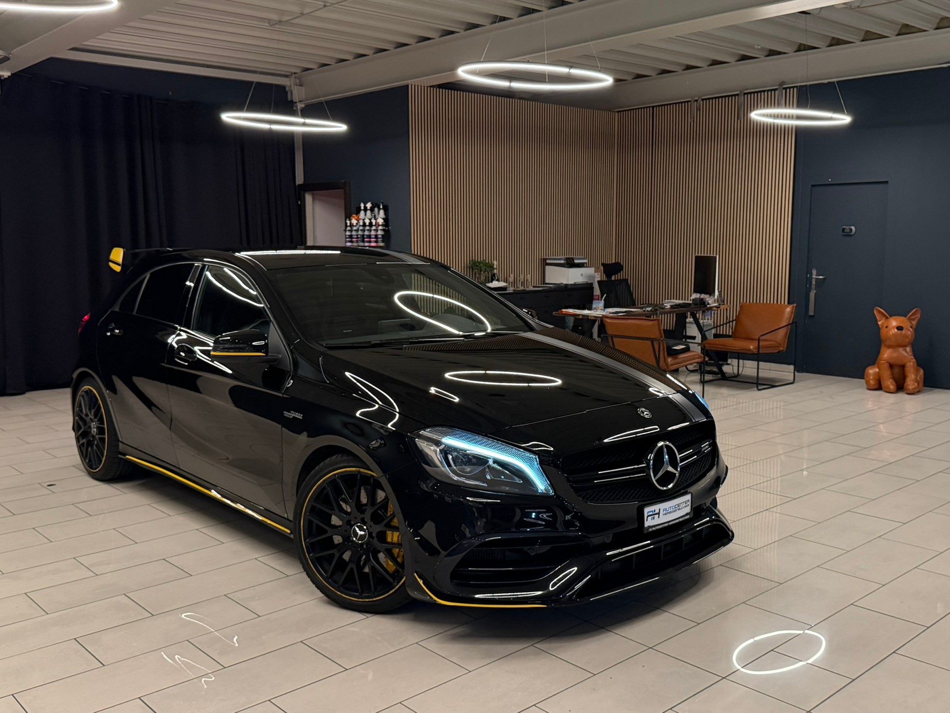 MERCEDES-BENZ A 45 AMG Yellow Night Edition 4Matic 7G-DCT-image-0