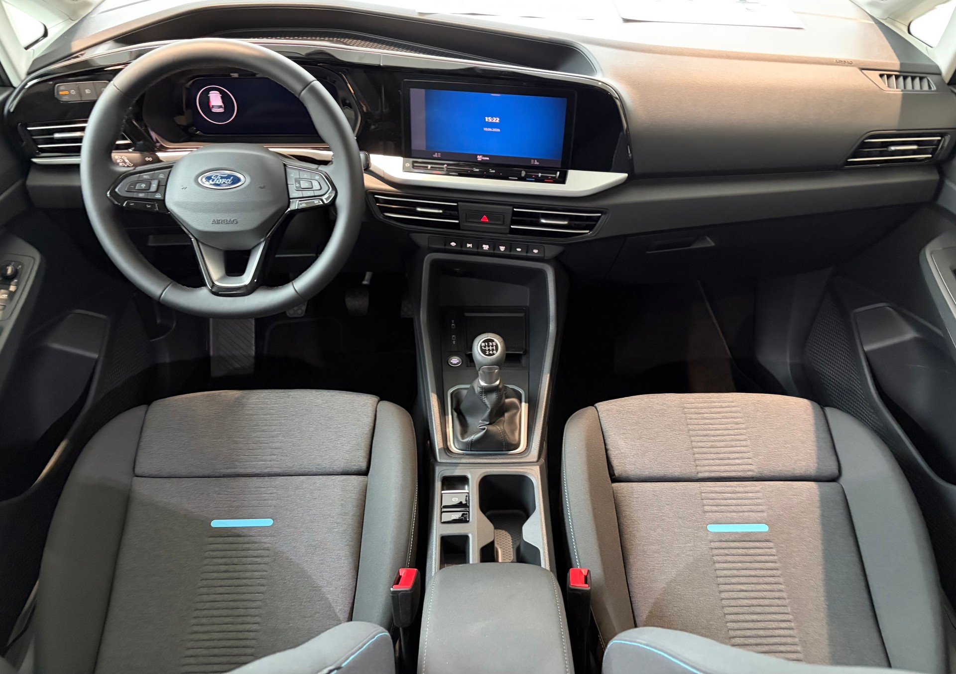FORD Grand Tourneo Connect 2.0 EcoBlue AWD Active-image-3