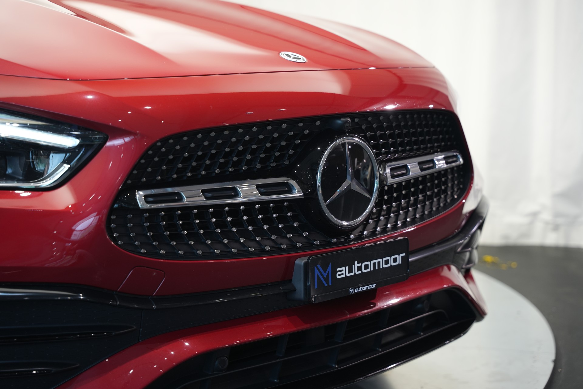 MERCEDES-BENZ GLA 200 AMG Line 7G-DCT *CH-Fahrzeug* *Panorama*-image-37