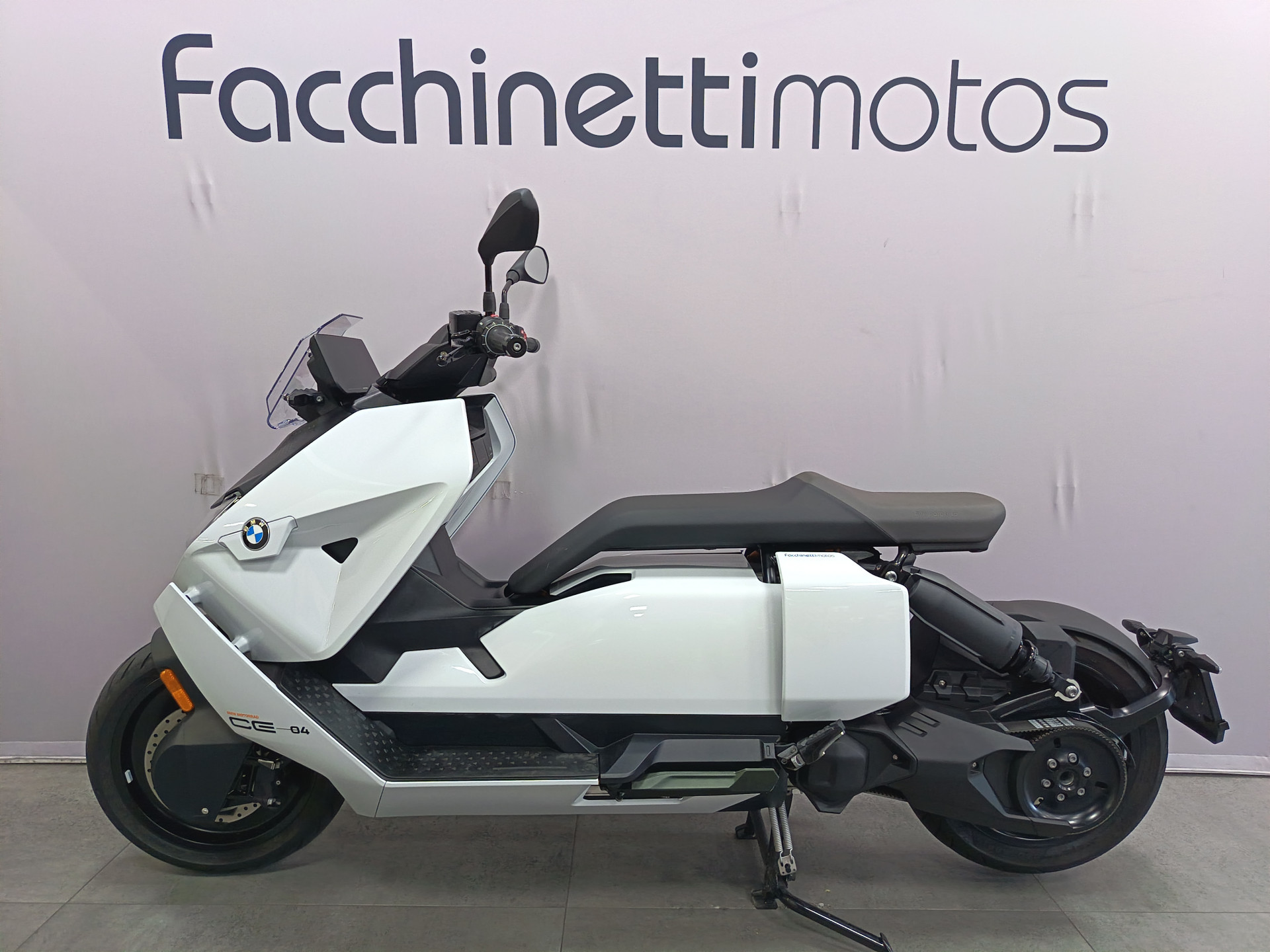 BMW CE 04 *** version 11kW ***-showroom-element-3