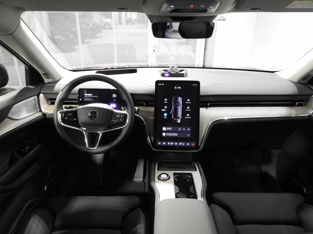 VOLVO EX 90 Twin Ultra AWD-image-8