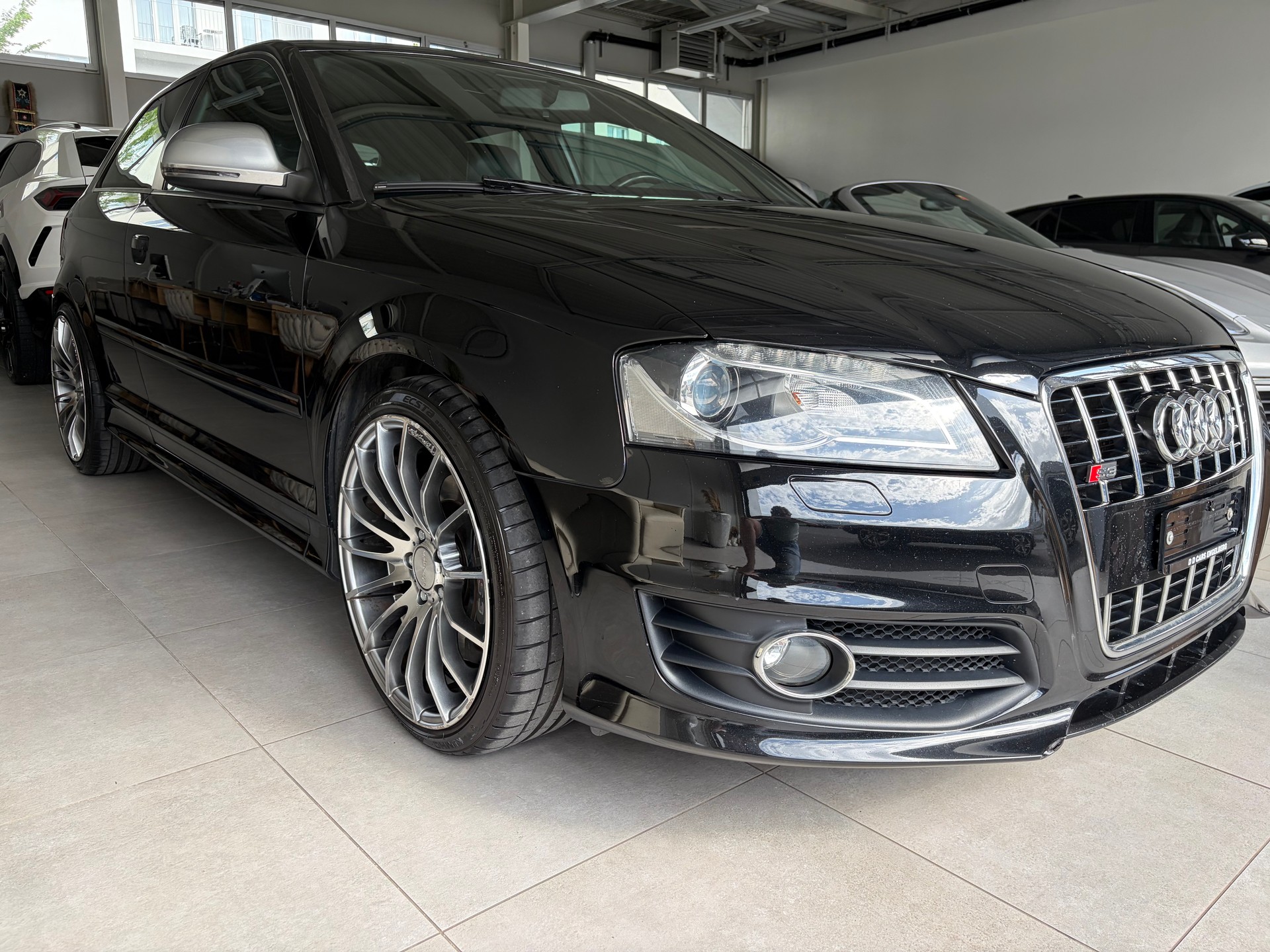 AUDI S3 2.0 TFSI quattro-image-3
