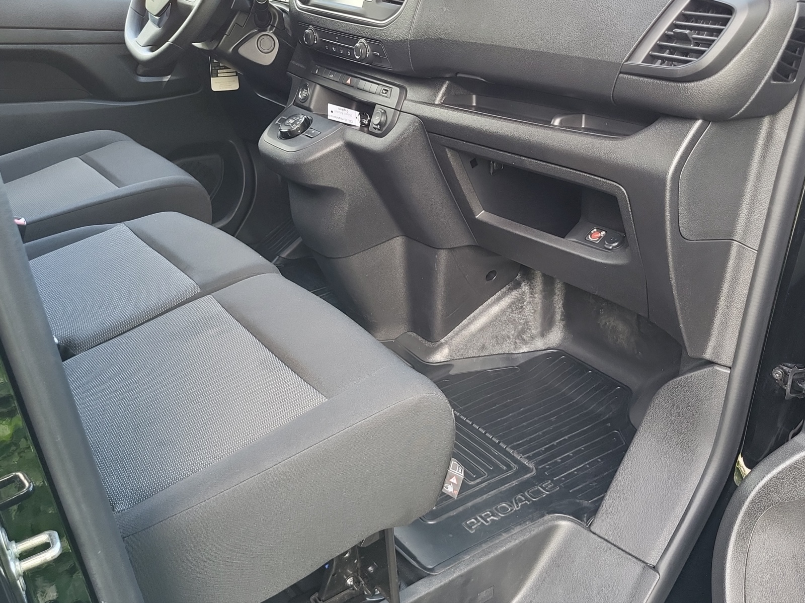 TOYOTA PROACE Van L2 2.0 D Comfort-image-14
