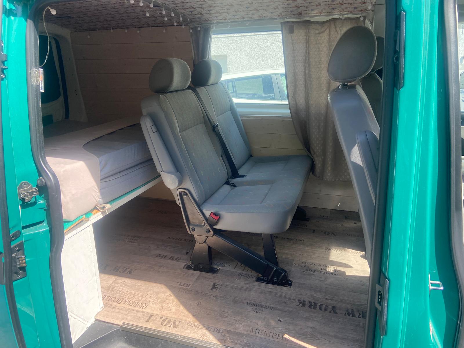 VW Transporter-image-7