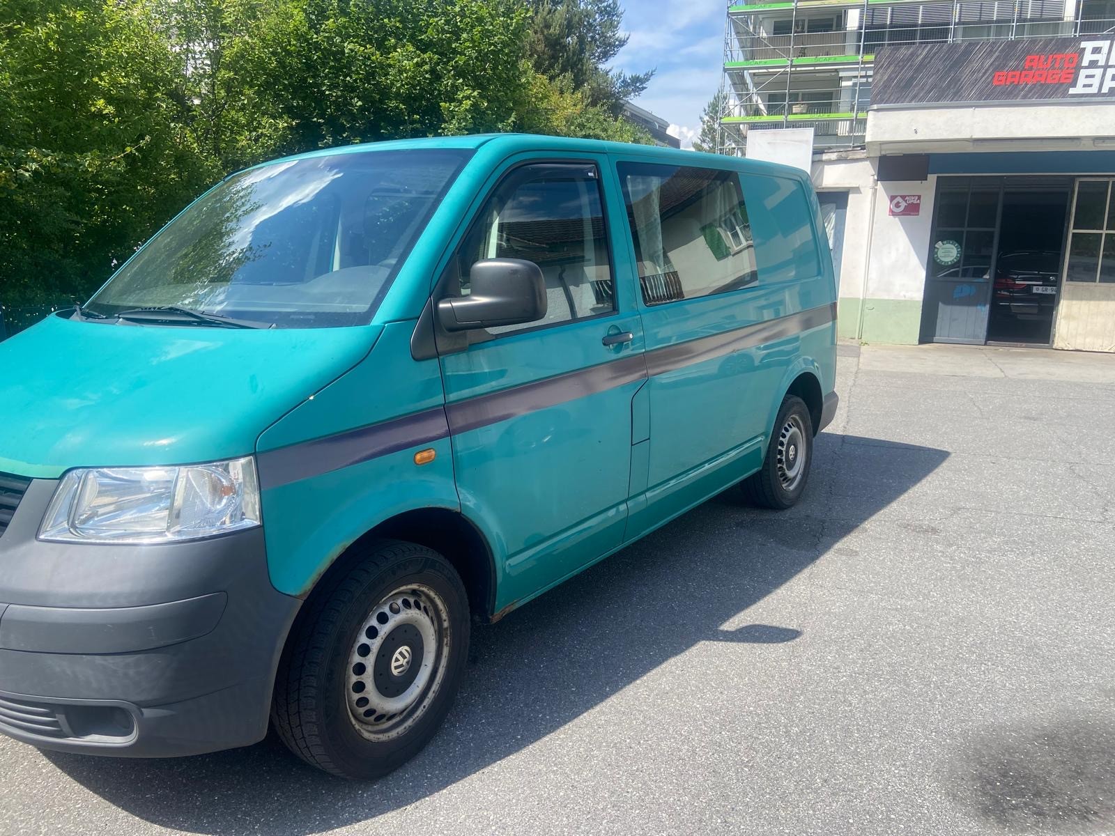 VW Transporter-image-2