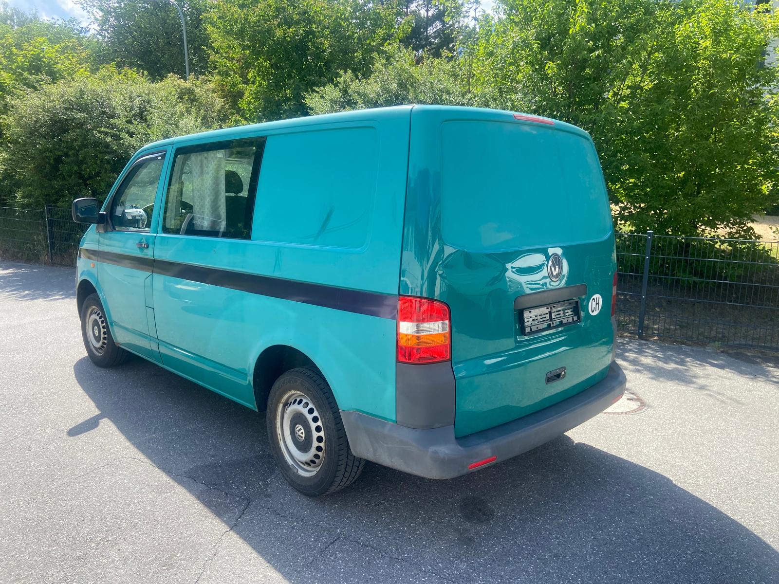 VW Transporter-image-1
