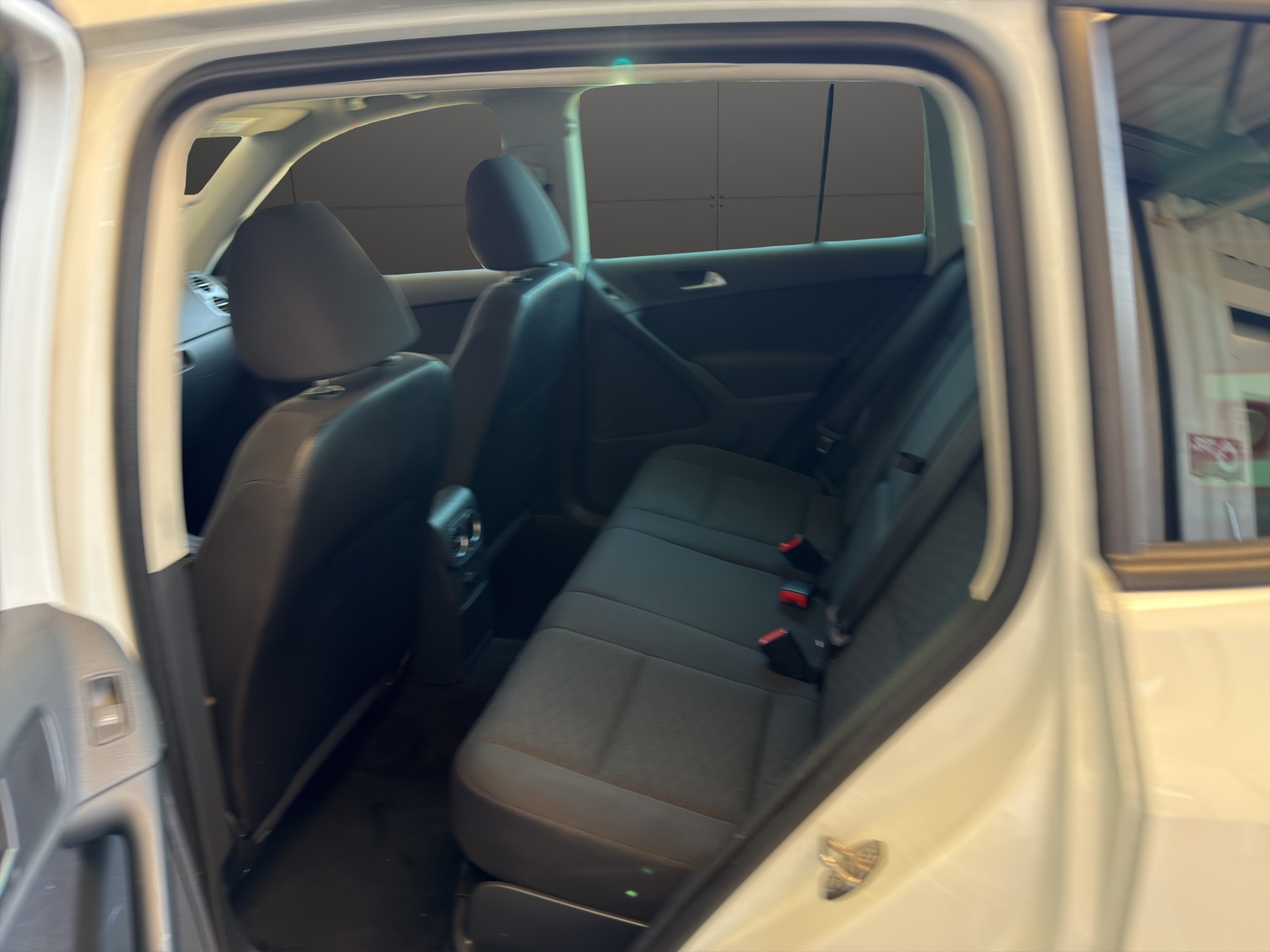 VW Tiguan 2.0 TDI BlueMotion Track&Field 4Motion DSG-image-22