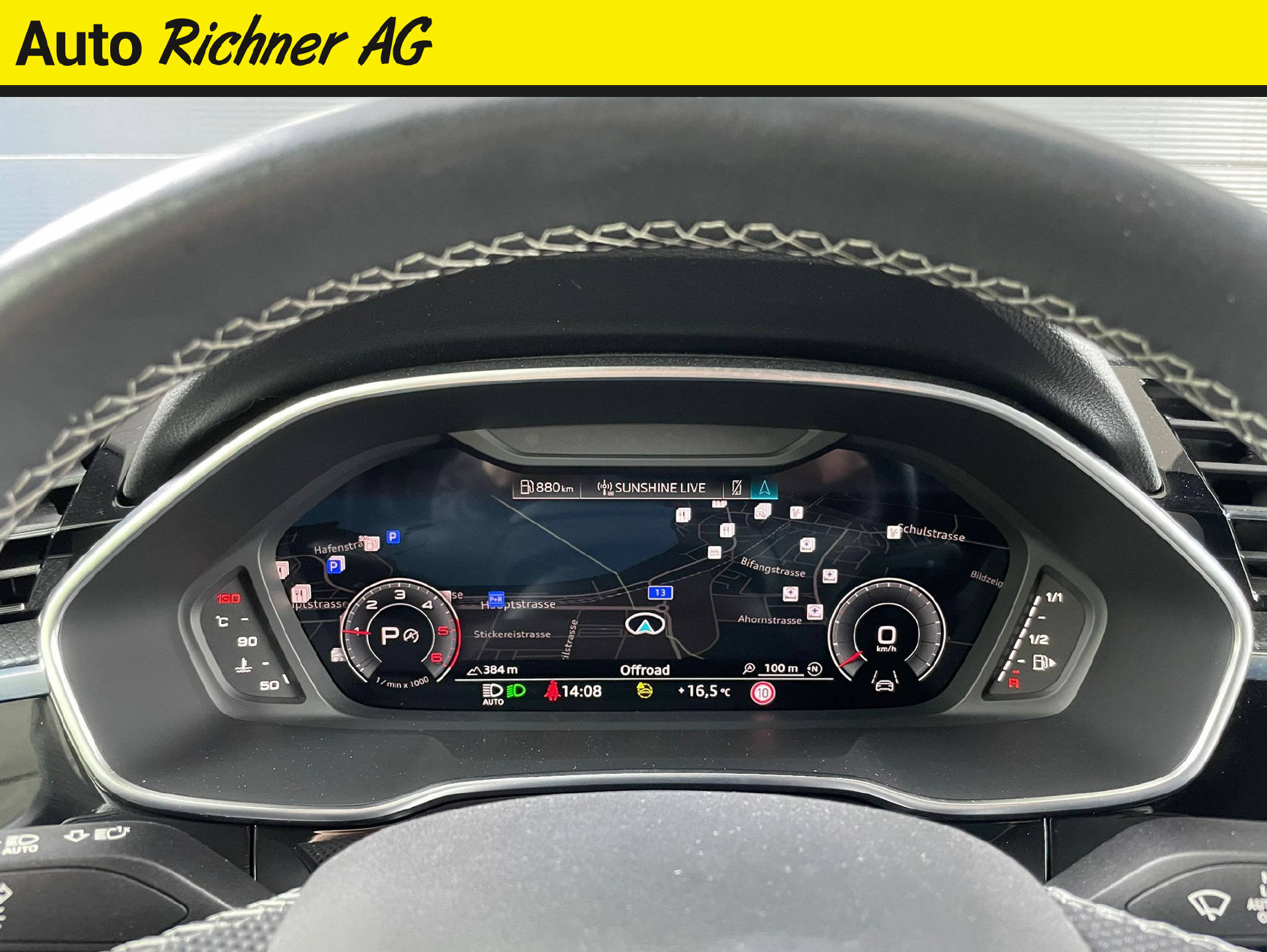 AUDI Q3 2.0 35 TDI S line quattro S-Tronic-image-8